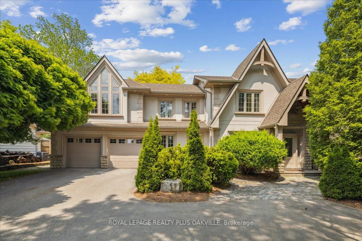 Photo 1 of 621 North Shore Boulevard E, Burlington, LaSalle — HOMEH