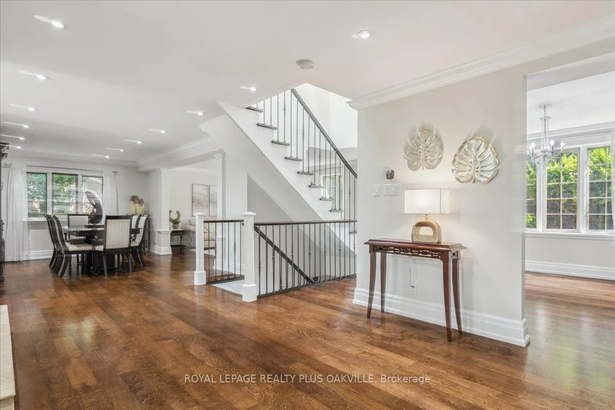 Photo 12 of 621 North Shore Boulevard E, Burlington, LaSalle — HOMEH