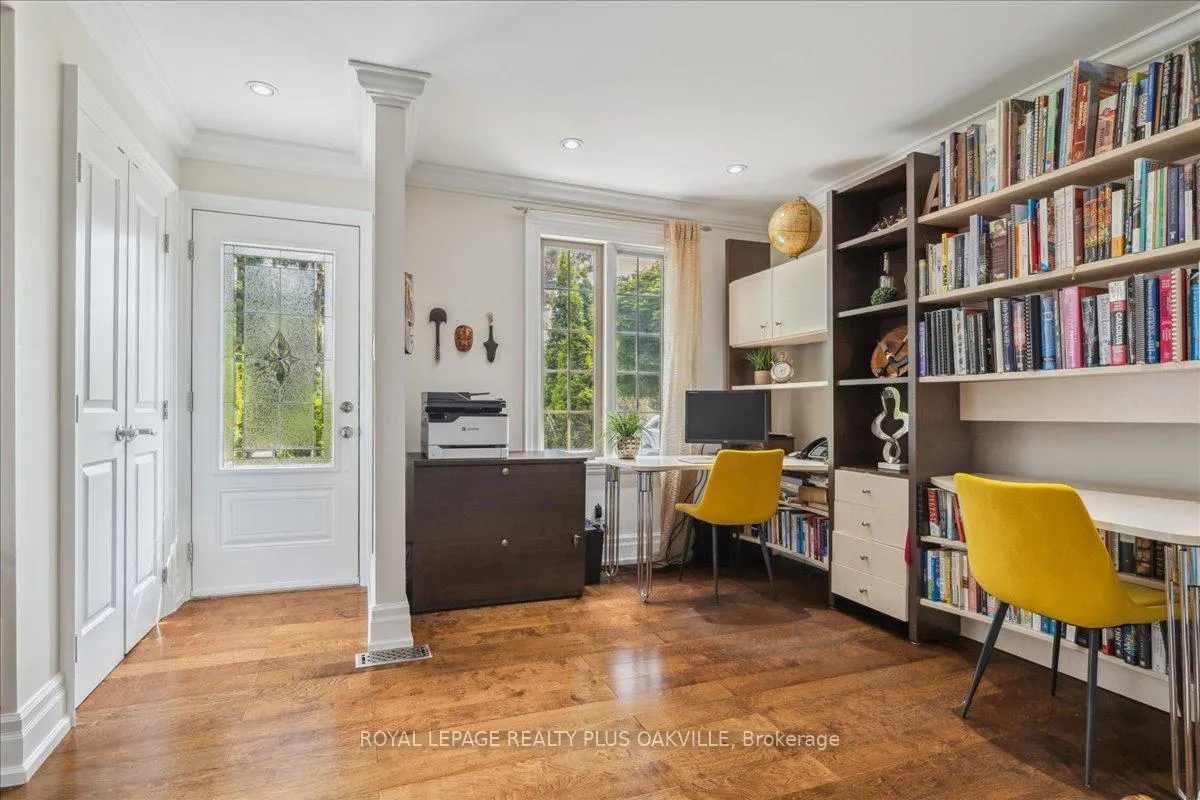 Photo 22 of 621 North Shore Boulevard E, Burlington, LaSalle — HOMEH