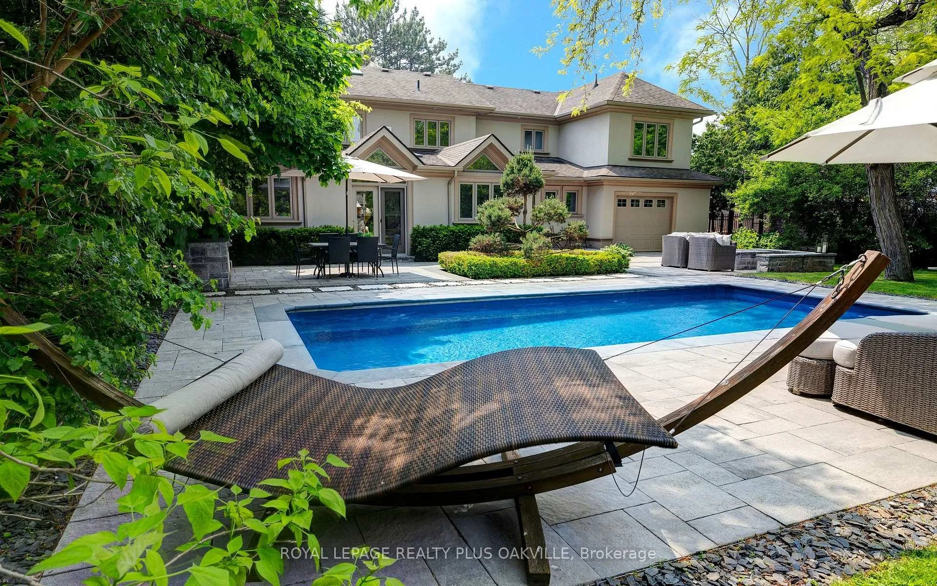 Photo 48 of 621 North Shore Boulevard E, Burlington, LaSalle — HOMEH