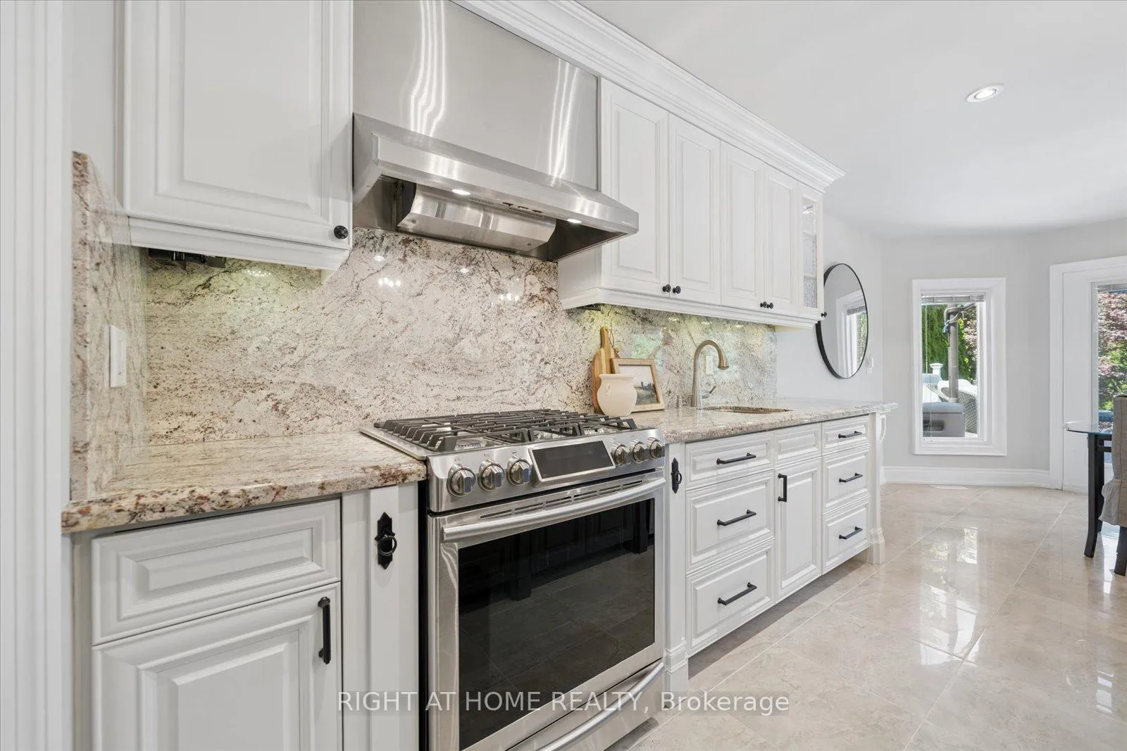 Photo 7 of 137 Treegrove Circle, Aurora, Hills of St Andrew — HOMEH