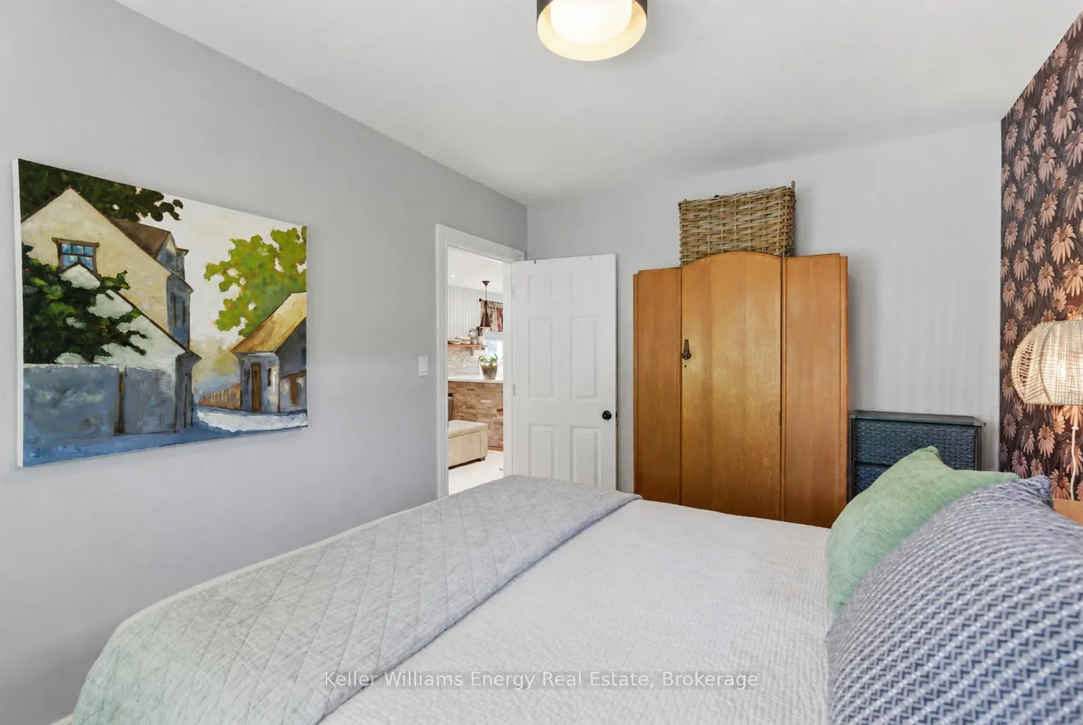 Photo 20 of 306 Courcellette Avenue, Oshawa, Central — HOMEH