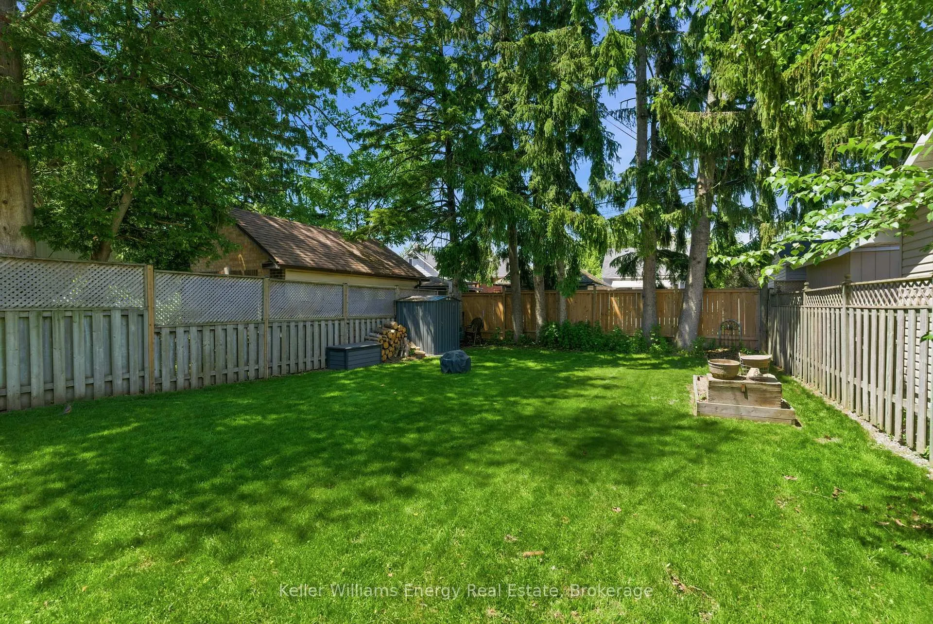 Photo 27 of 306 Courcellette Avenue, Oshawa, Central — HOMEH