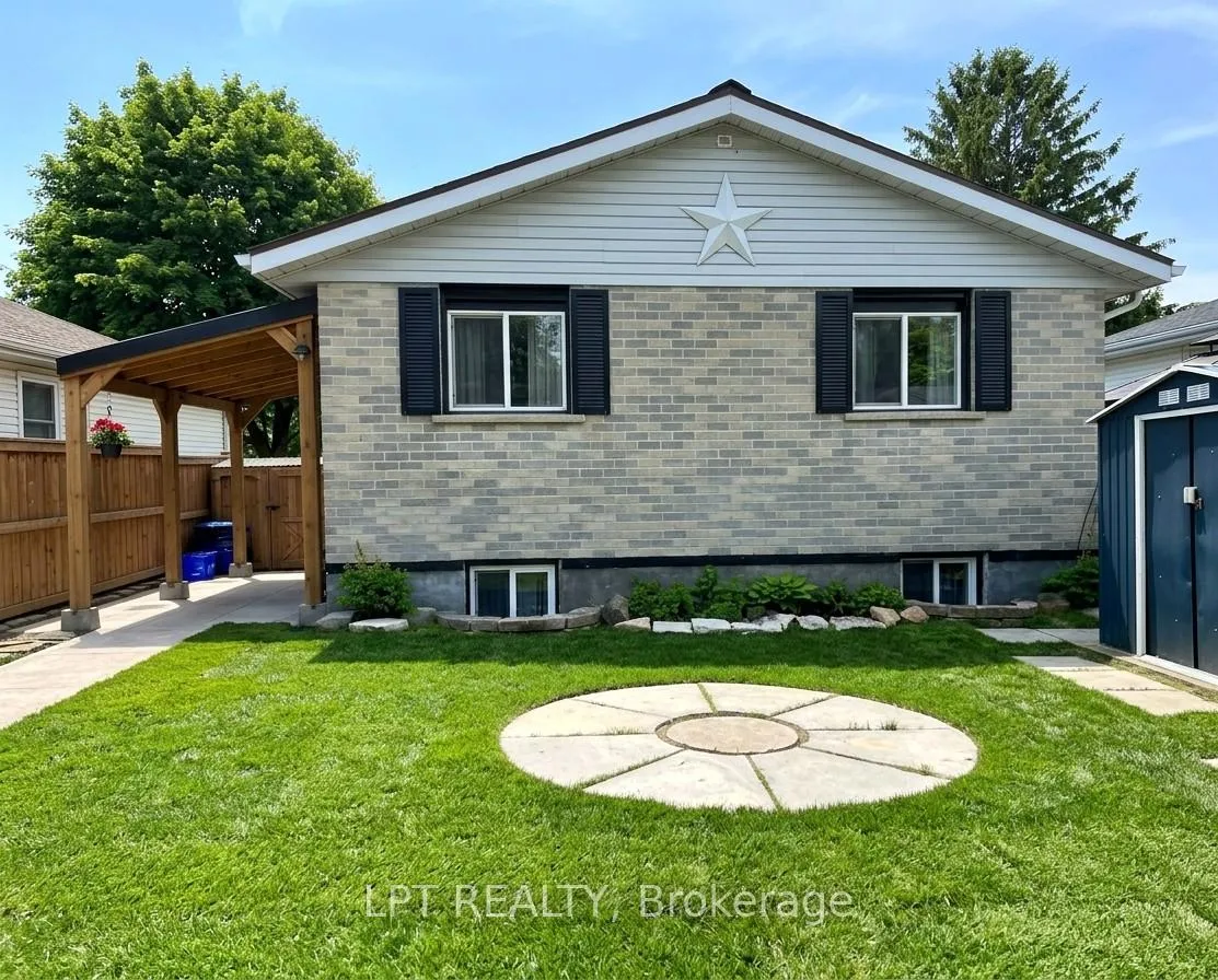 Photo 2 of 87 Dauphin Avenue, Kingston, Rideau — HOMEH