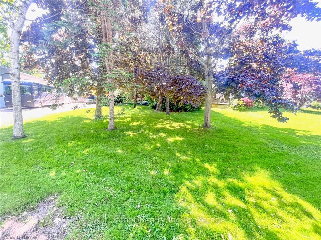 Photo 1 of 19 Park Road, Goderich, Goderich (Town) — HOMEH