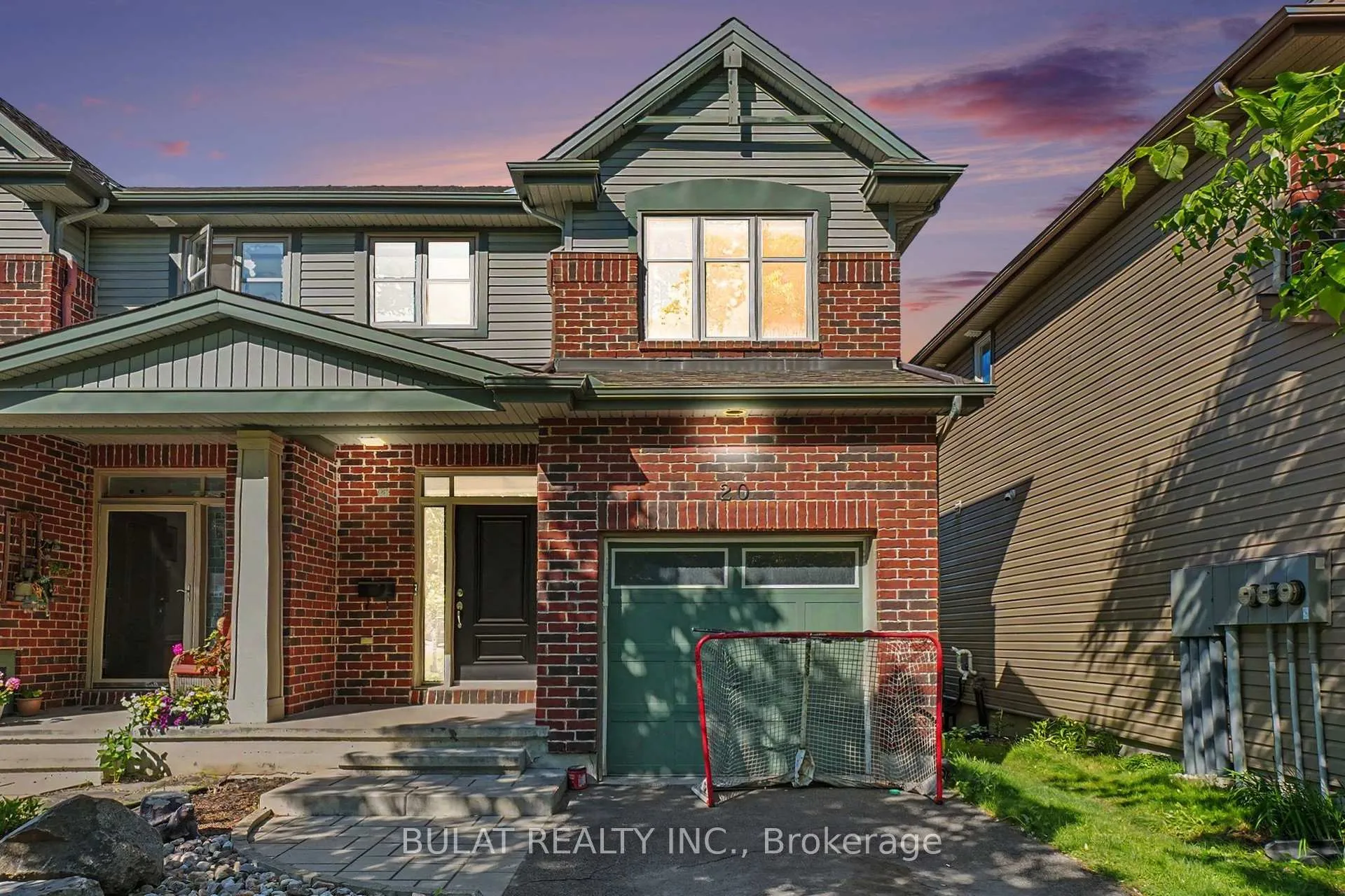 Photo 1 of 20 Mccooeye Lane, Ottawa, Stittsville (Central) — HOMEH