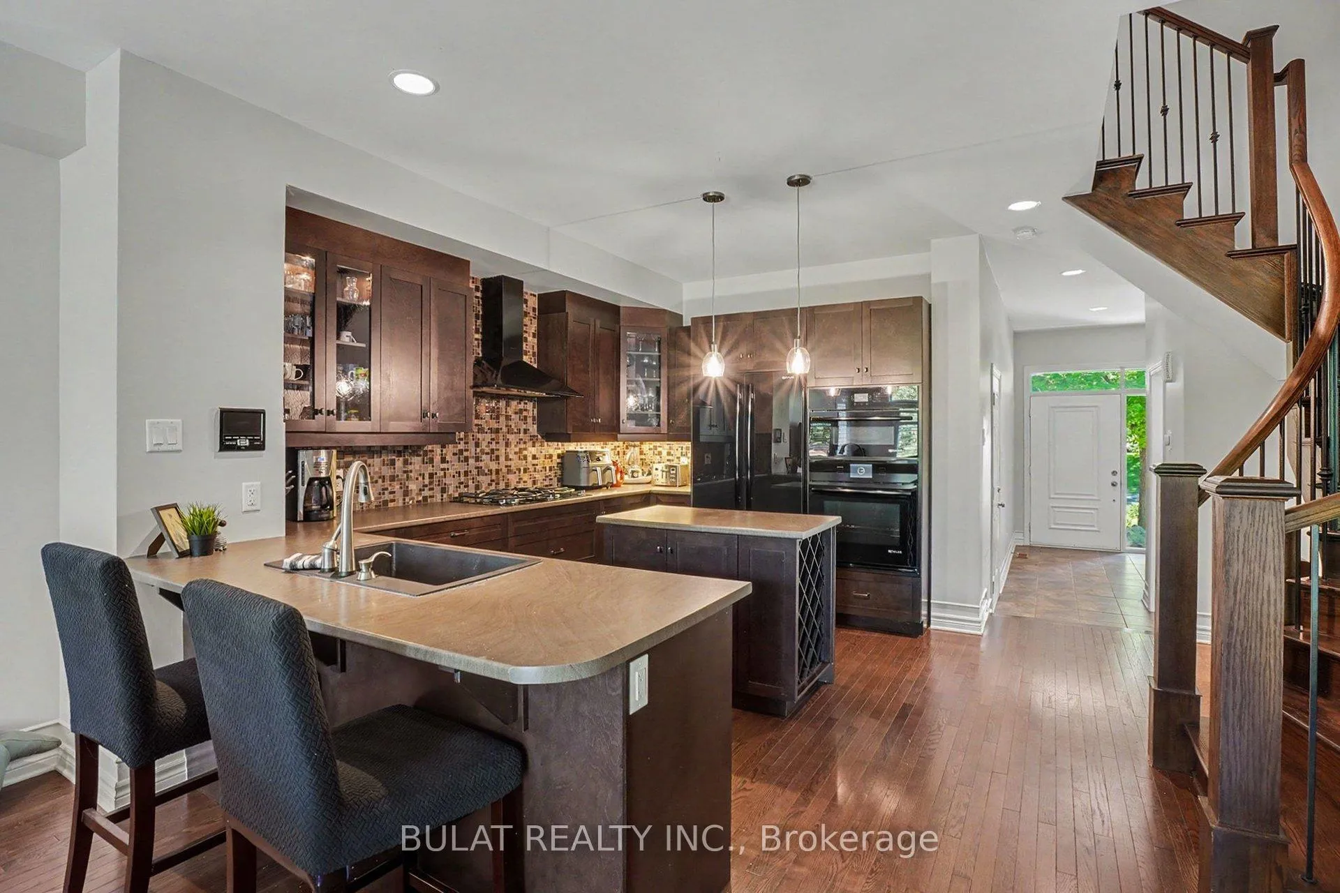 Photo 6 of 20 Mccooeye Lane, Ottawa, Stittsville (Central) — HOMEH