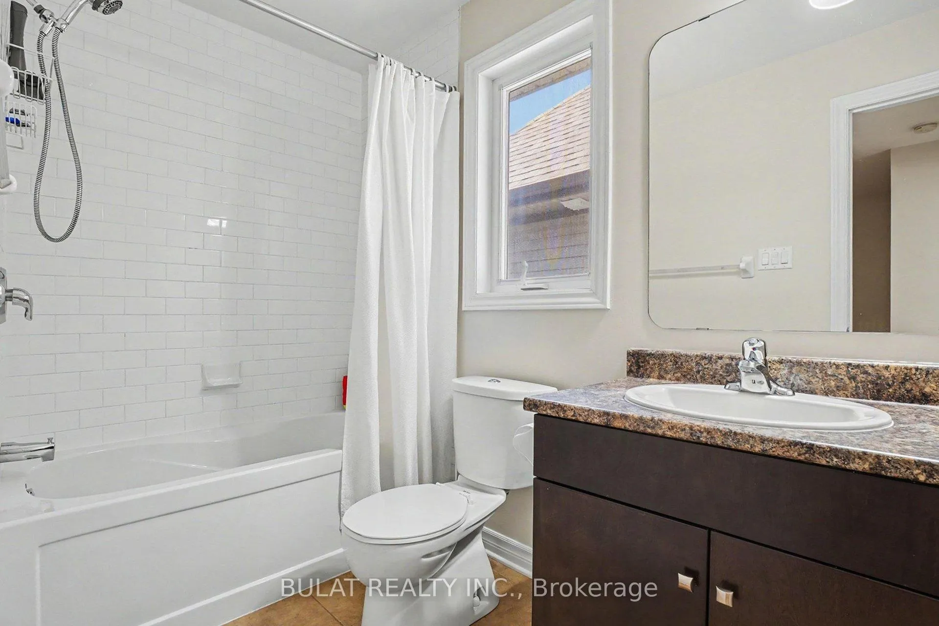 Photo 21 of 20 Mccooeye Lane, Ottawa, Stittsville (Central) — HOMEH