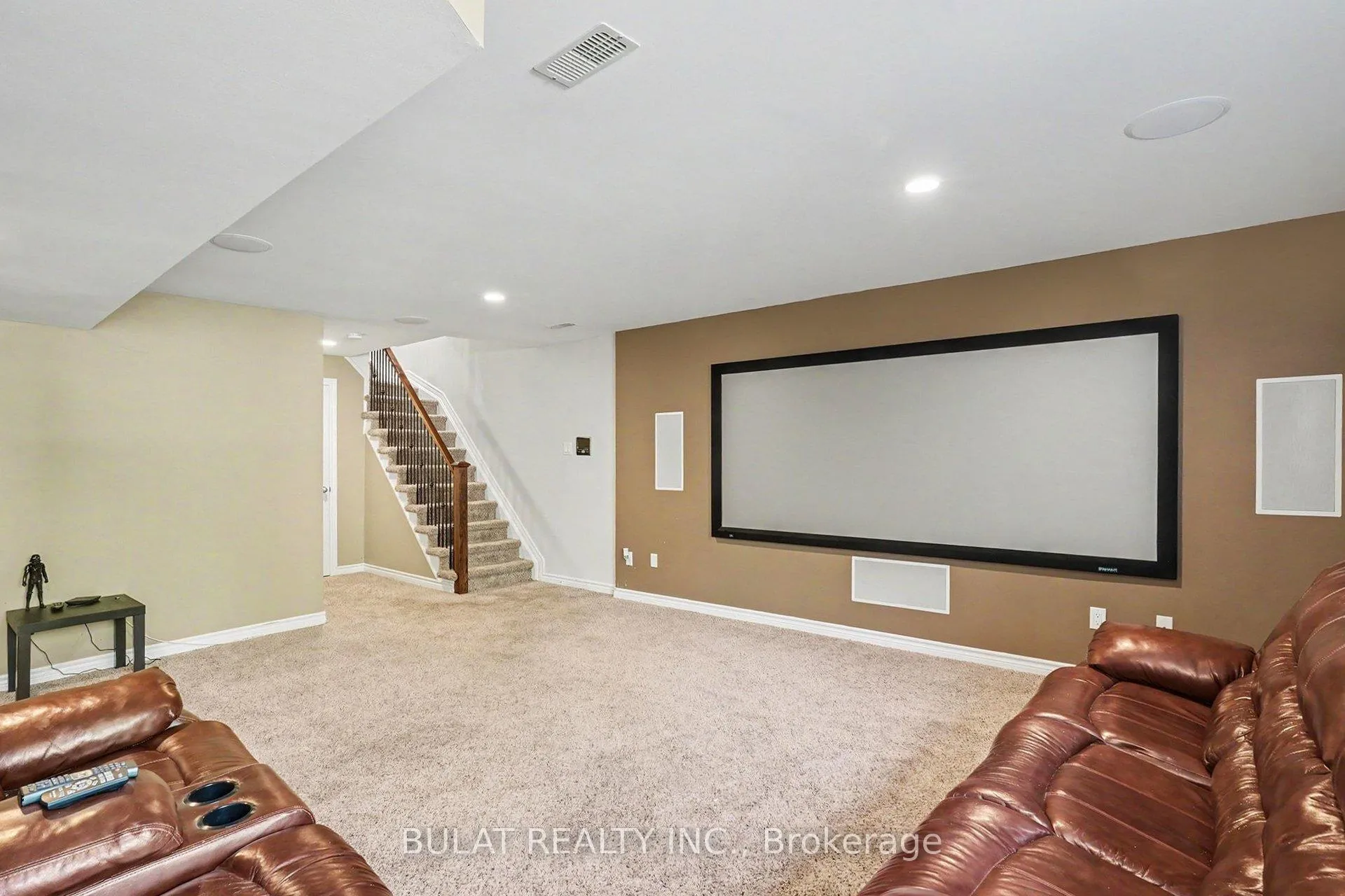 Photo 24 of 20 Mccooeye Lane, Ottawa, Stittsville (Central) — HOMEH