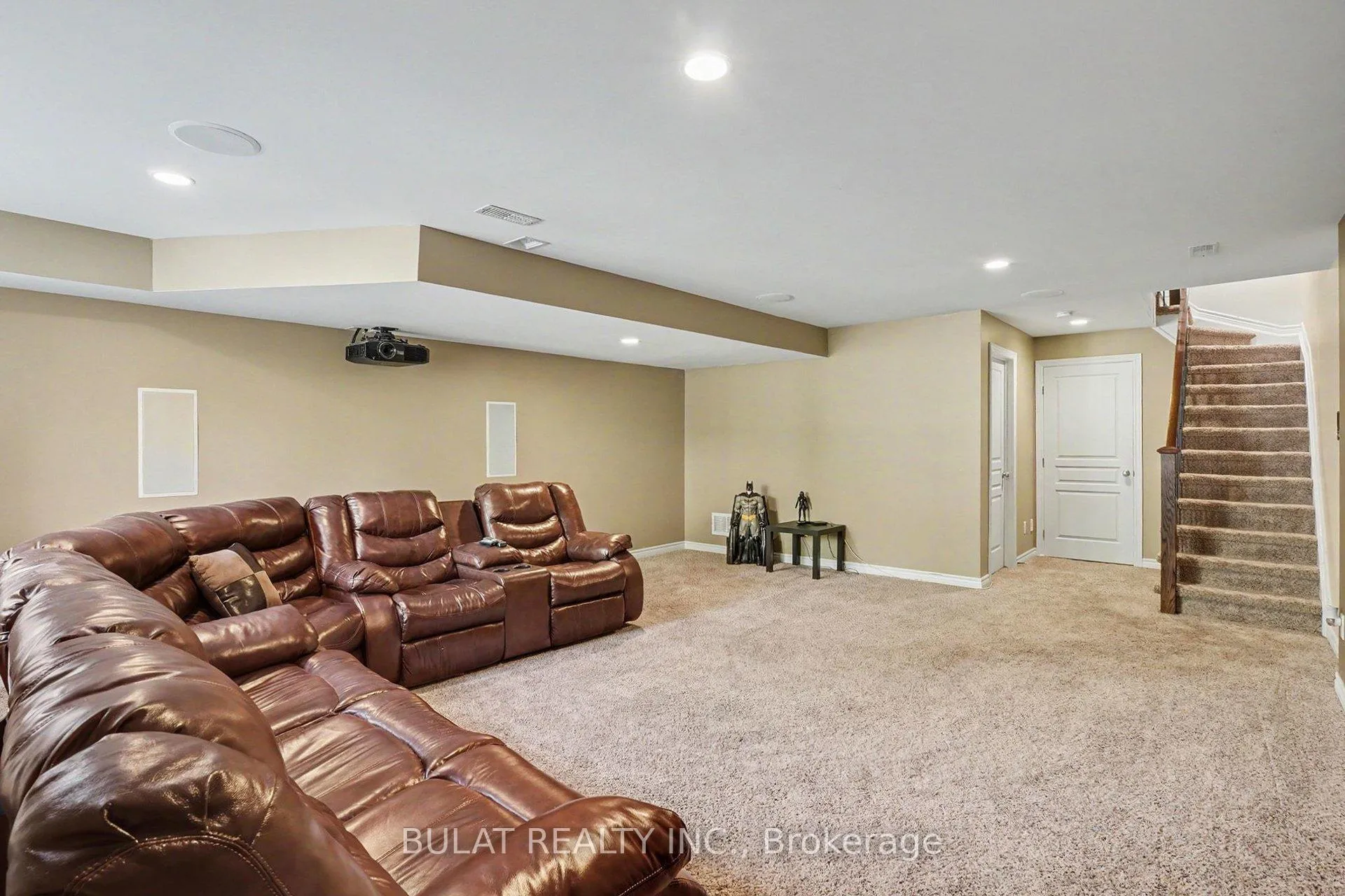 Photo 25 of 20 Mccooeye Lane, Ottawa, Stittsville (Central) — HOMEH