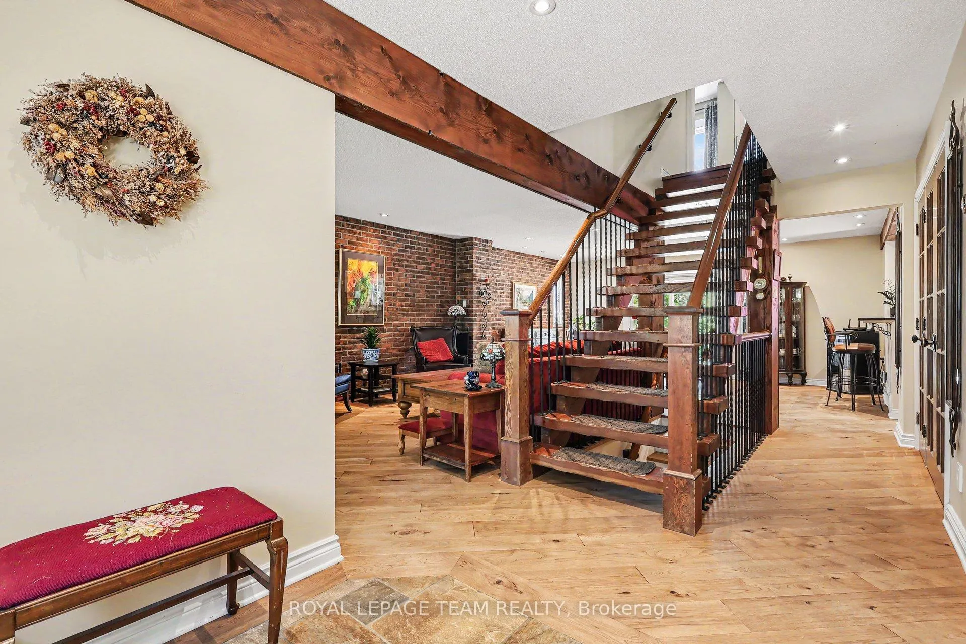 Photo 6 of 70 Condor Drive, Ottawa, Hunt Club/Western Community — HOMEH