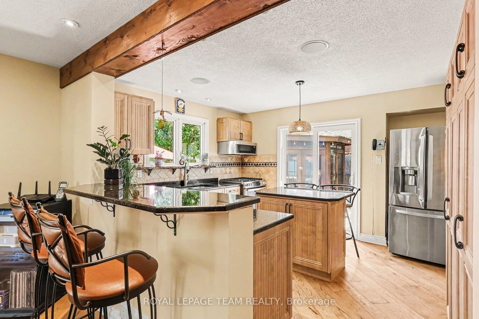 Photo 14 of 70 Condor Drive, Ottawa, Hunt Club/Western Community — HOMEH