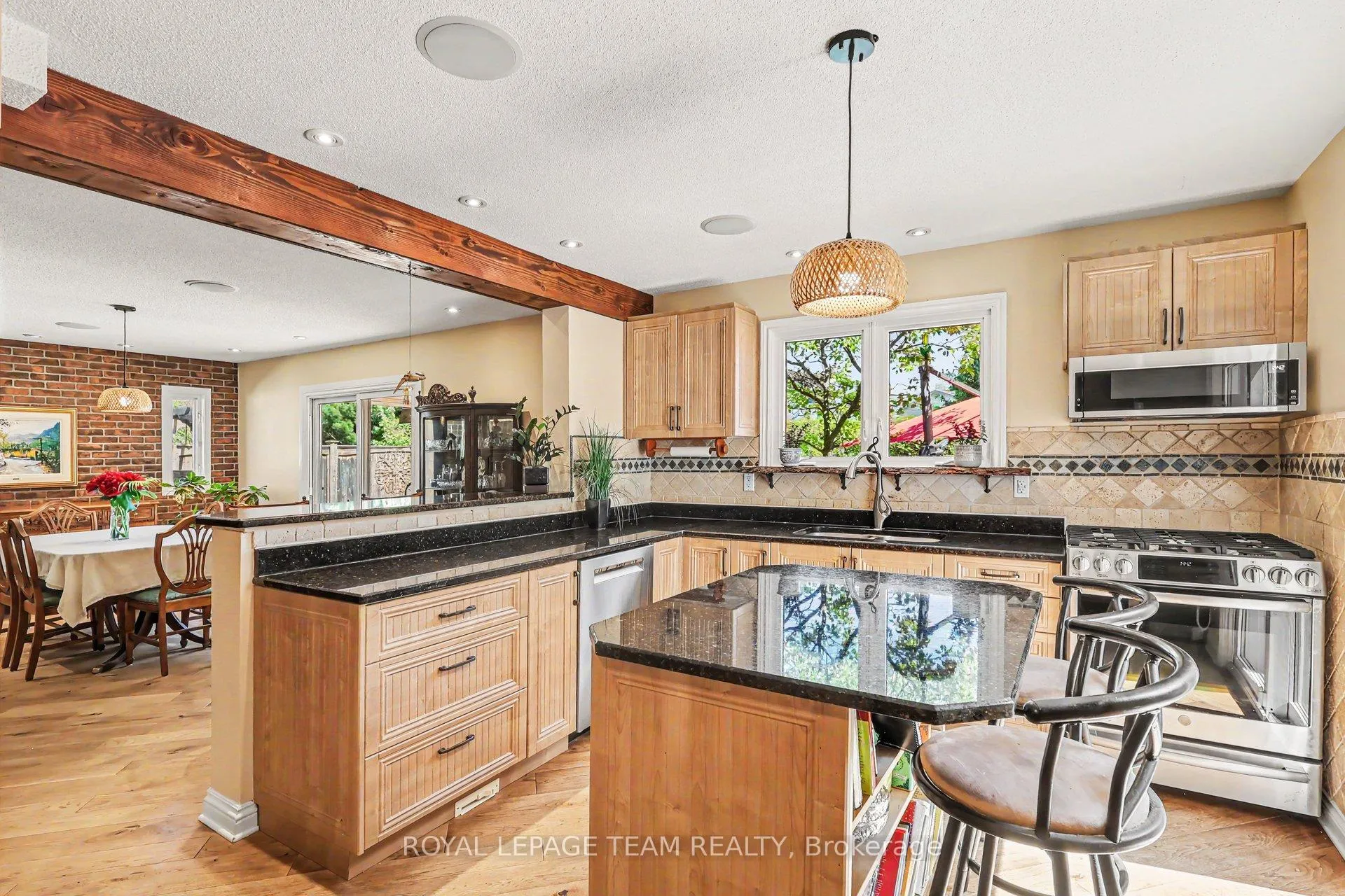 Photo 15 of 70 Condor Drive, Ottawa, Hunt Club/Western Community — HOMEH