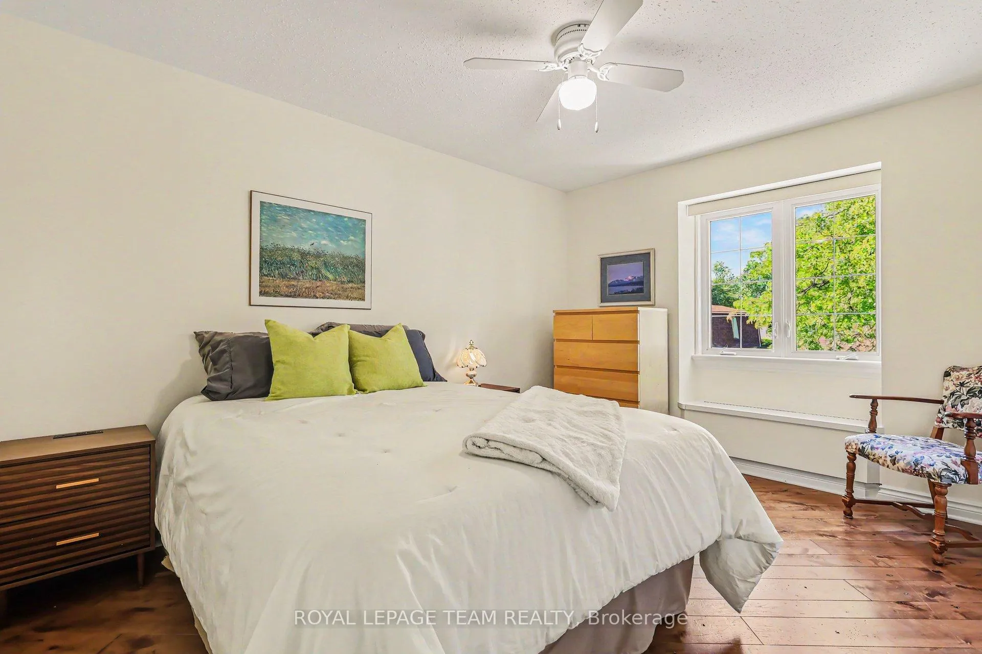 Photo 24 of 70 Condor Drive, Ottawa, Hunt Club/Western Community — HOMEH