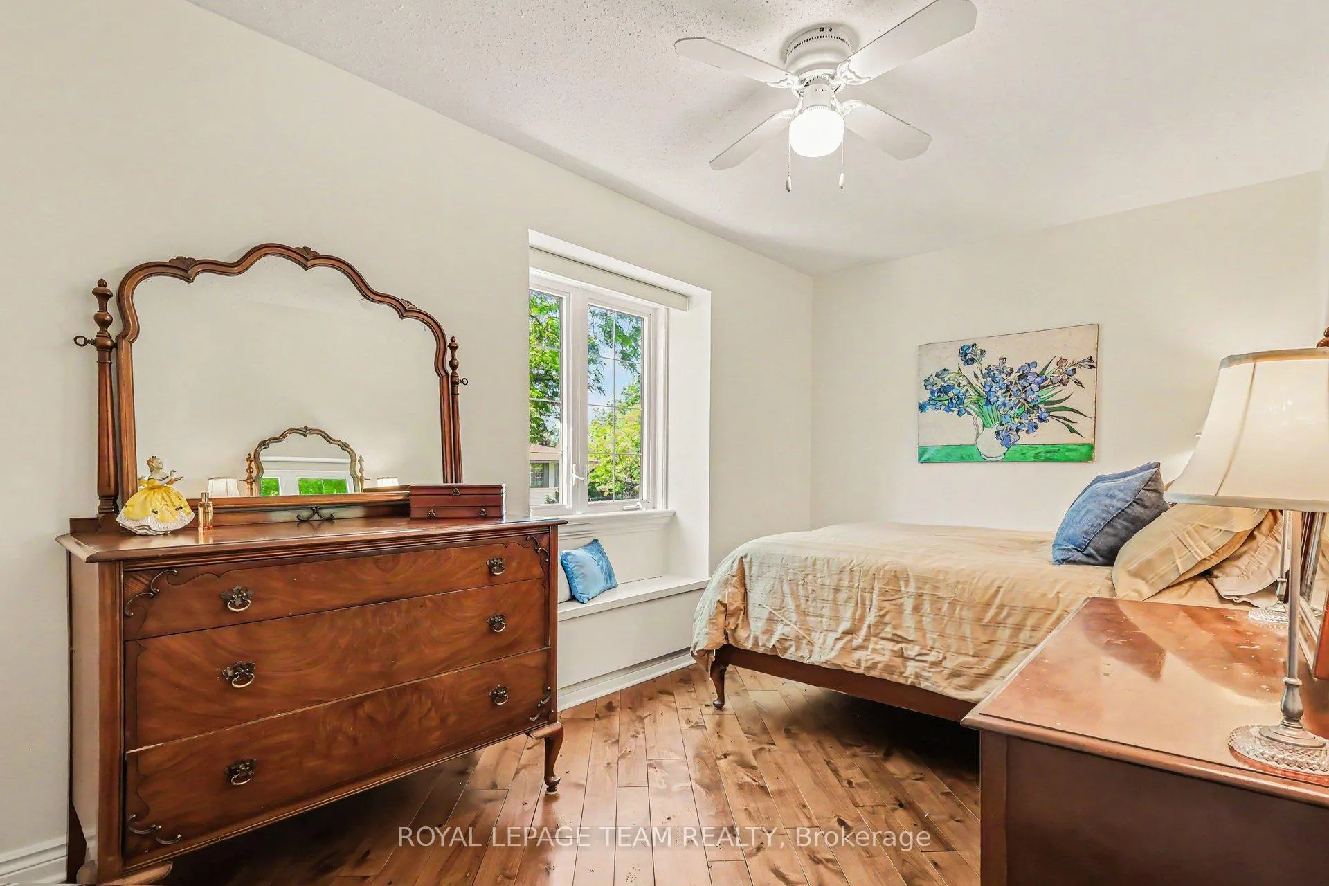Photo 26 of 70 Condor Drive, Ottawa, Hunt Club/Western Community — HOMEH