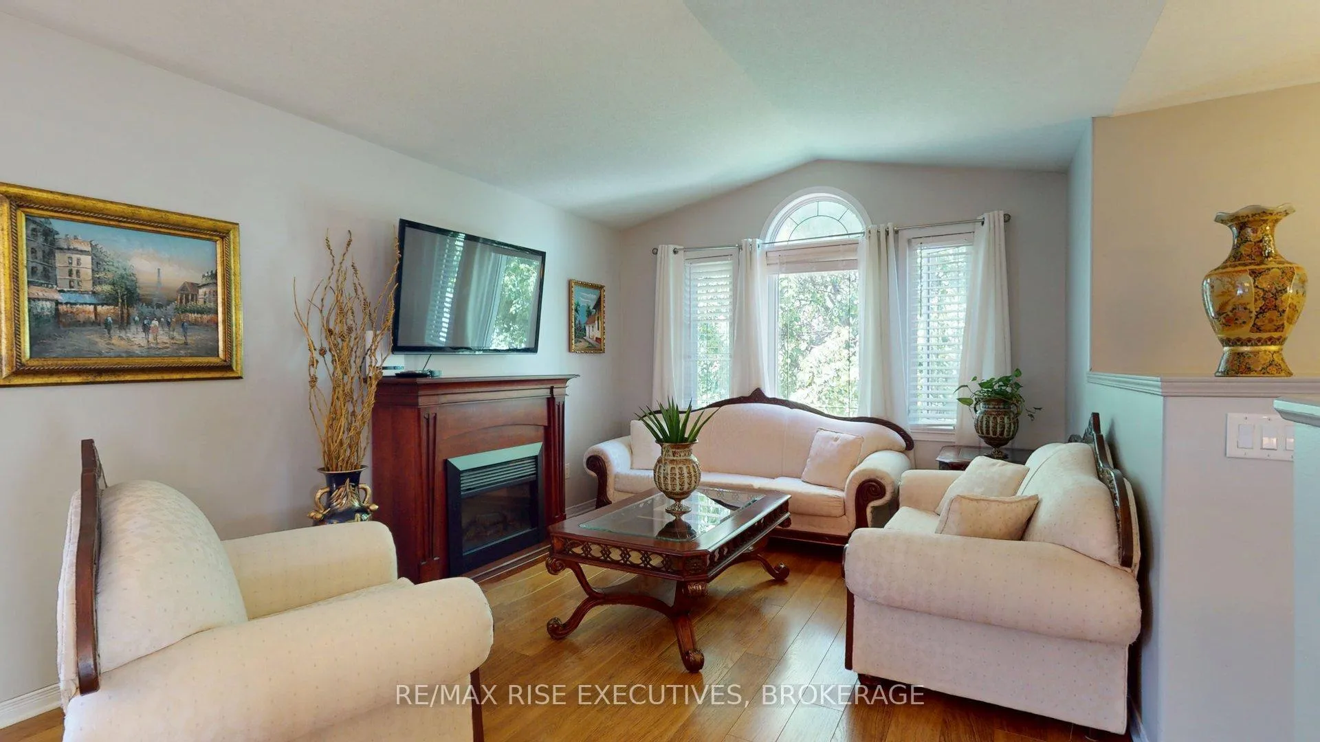 Photo 3 of 1452 Adams Avenue, Kingston, City Northwest — HOMEH