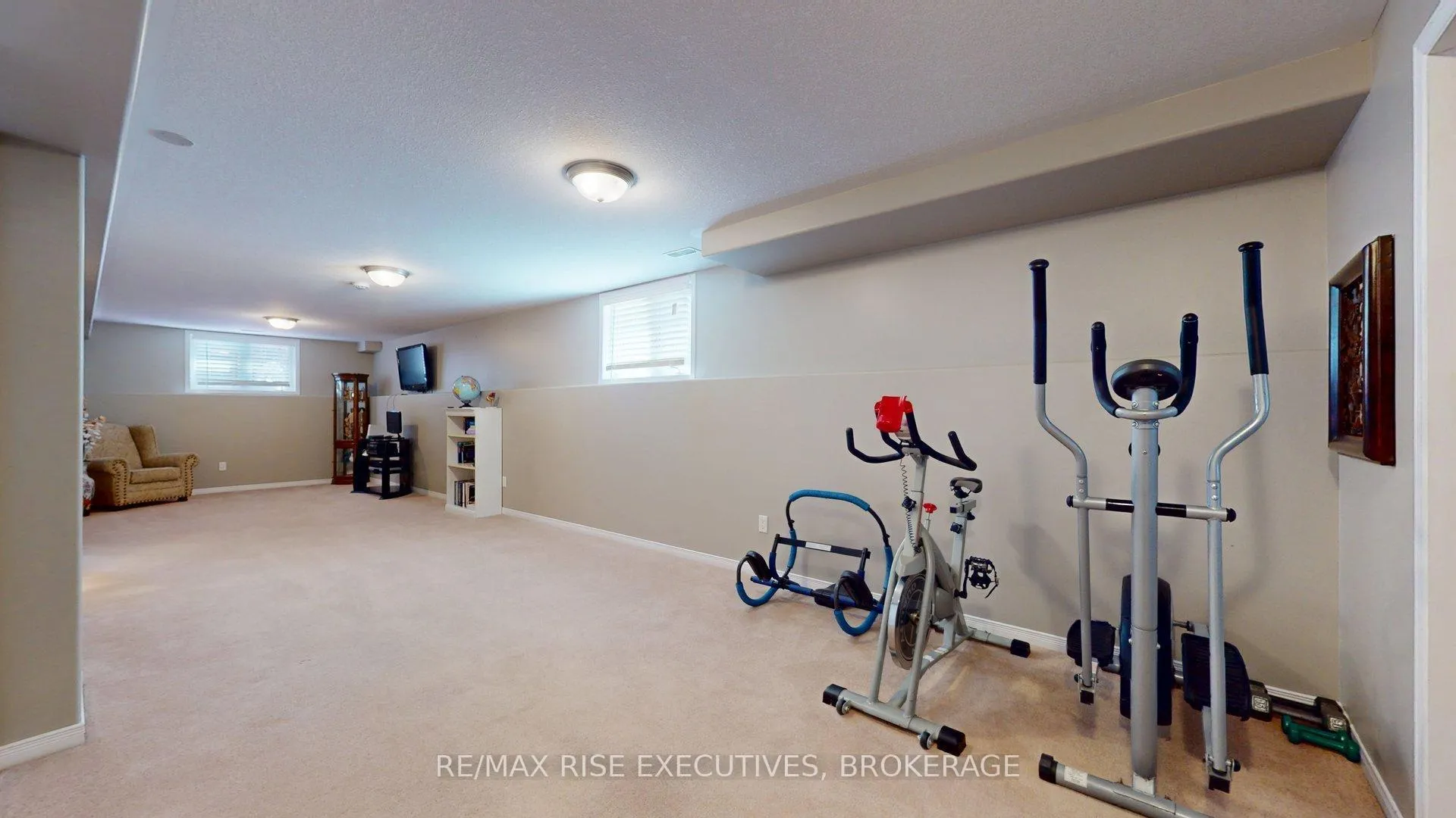 Photo 11 of 1452 Adams Avenue, Kingston, City Northwest — HOMEH