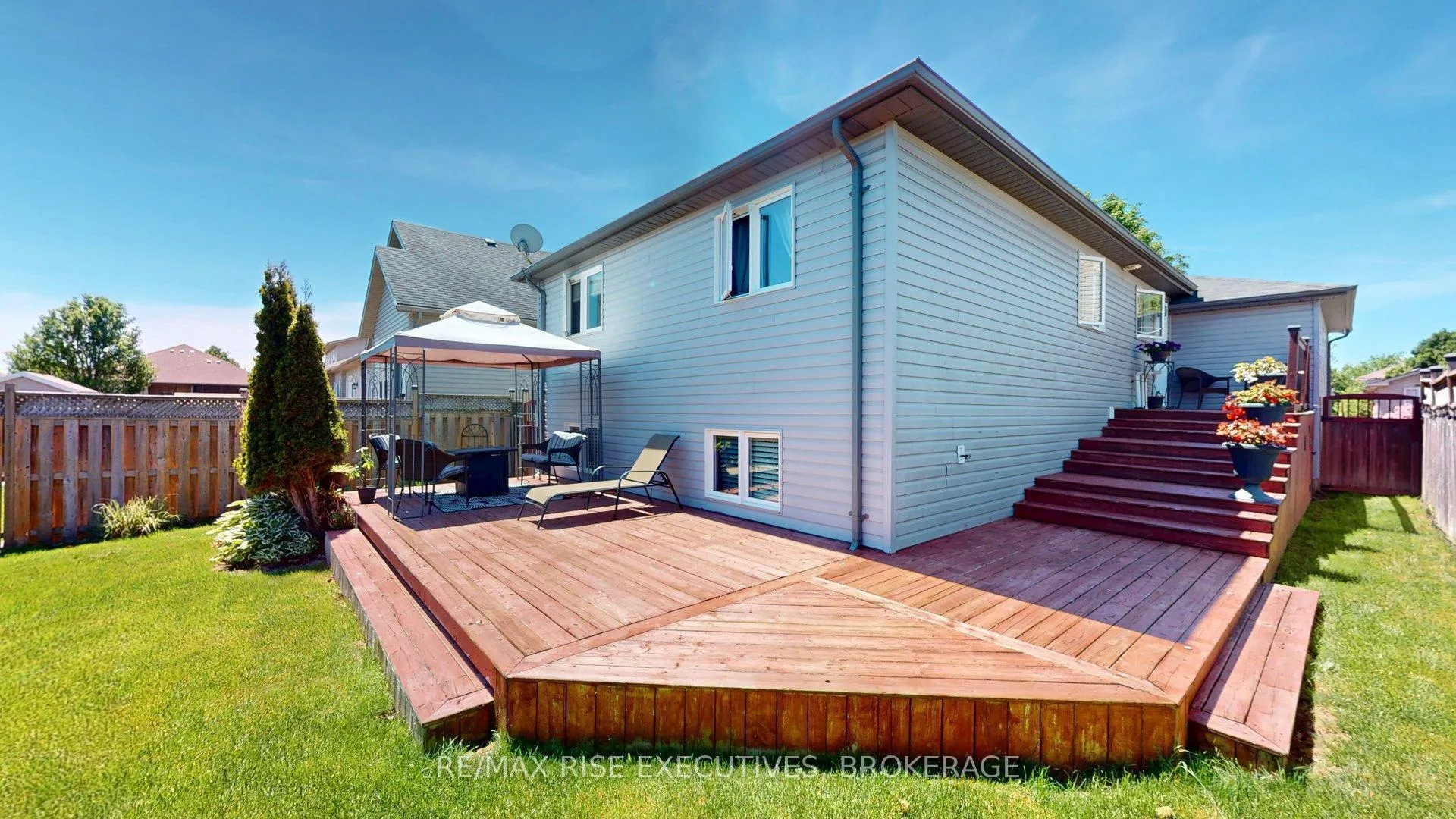 Photo 17 of 1452 Adams Avenue, Kingston, City Northwest — HOMEH