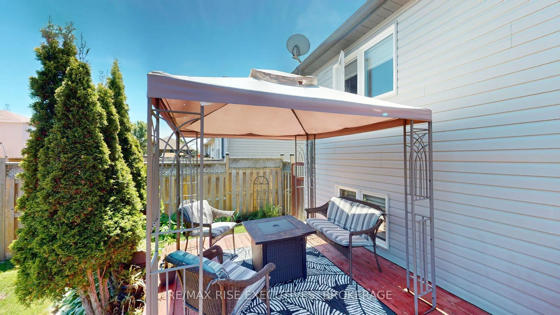 Photo 18 of 1452 Adams Avenue, Kingston, City Northwest — HOMEH