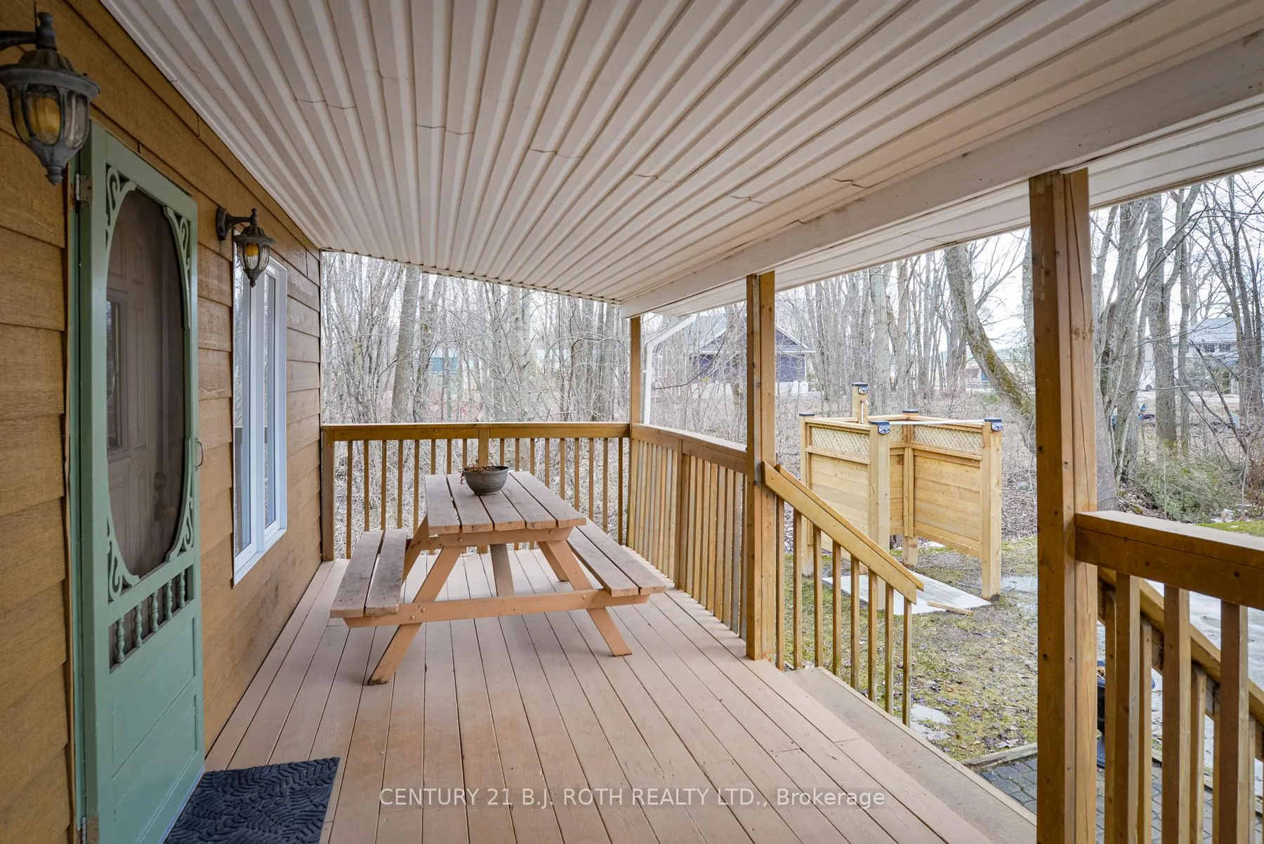 Photo 5 of 2597 Lakeshore Drive, Ramara, Rural Ramara — HOMEH