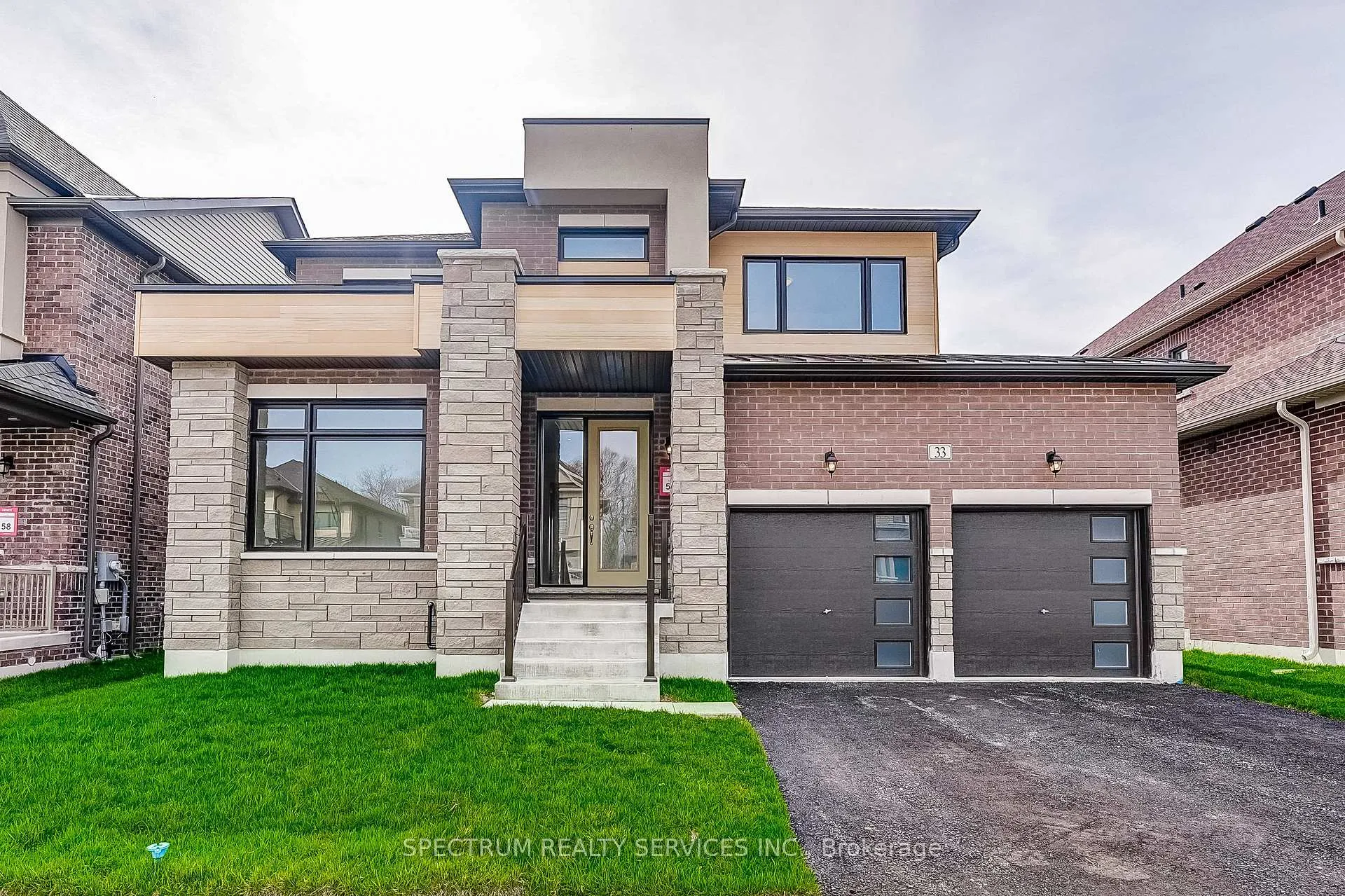Photo 1 of 33 Dore Drive, Brantford — HOMEH