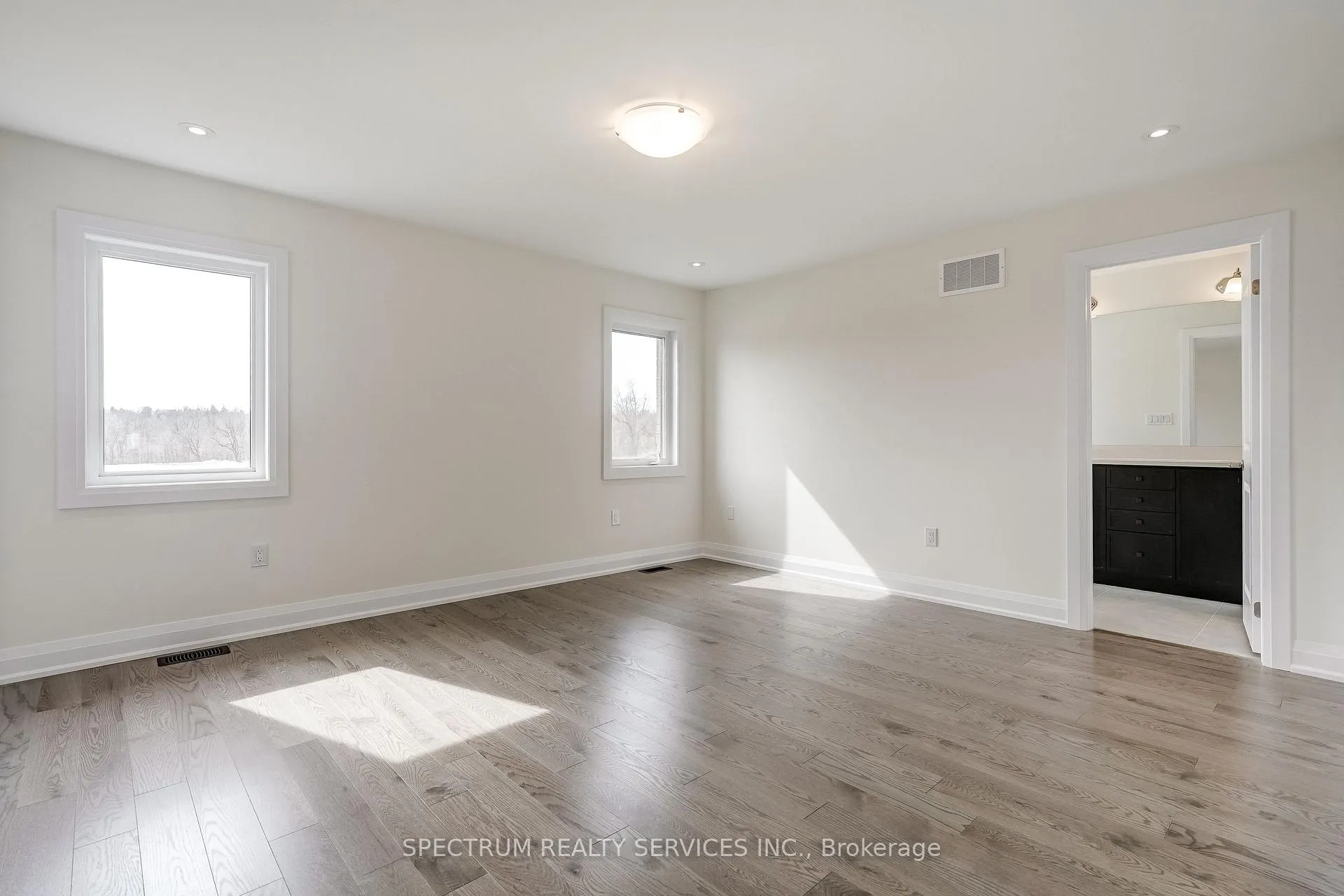 Photo 36 of 33 Dore Drive, Brantford — HOMEH