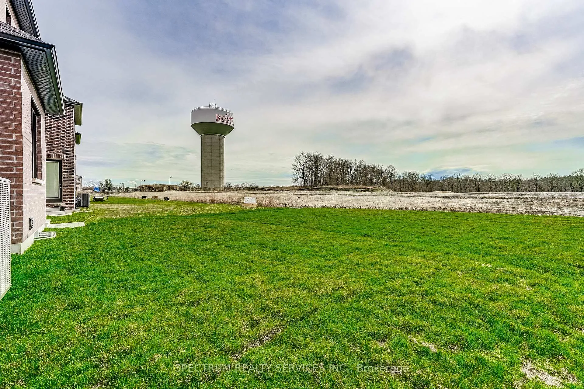 Photo 44 of 33 Dore Drive, Brantford — HOMEH