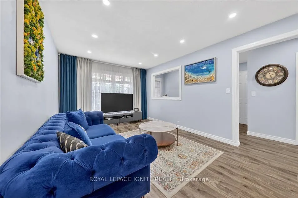 Photo 2 of 84 Chad Crescent, Scarborough, Malvern — HOMEH