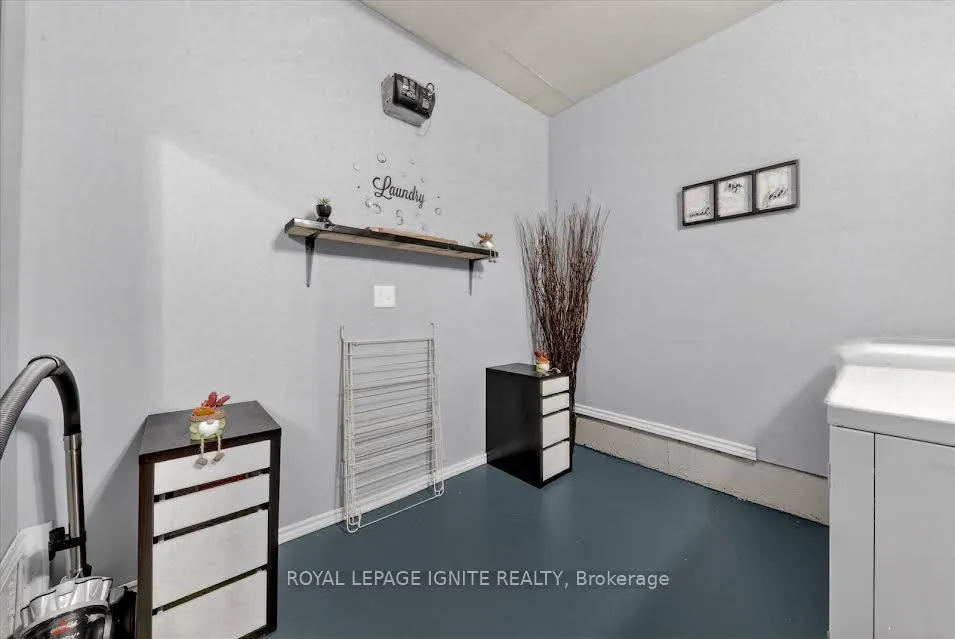 Photo 10 of 84 Chad Crescent, Scarborough, Malvern — HOMEH
