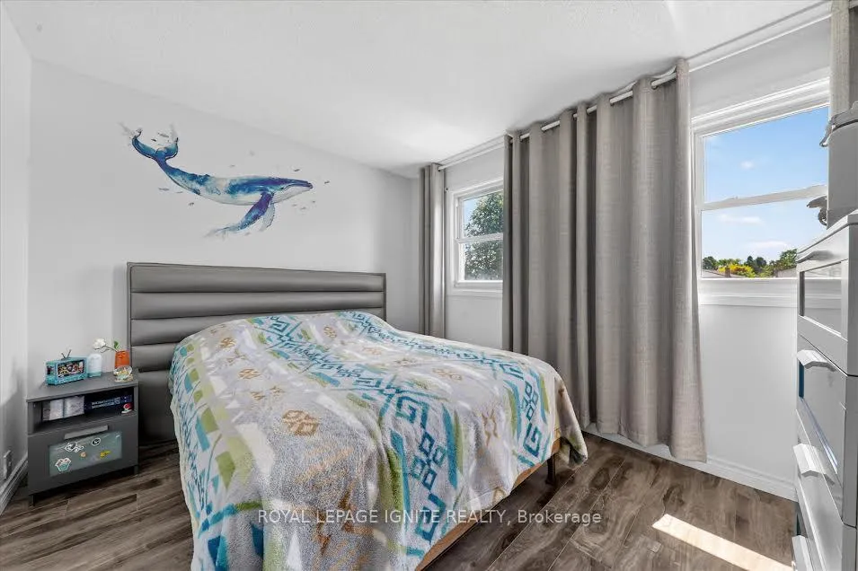 Photo 11 of 84 Chad Crescent, Scarborough, Malvern — HOMEH