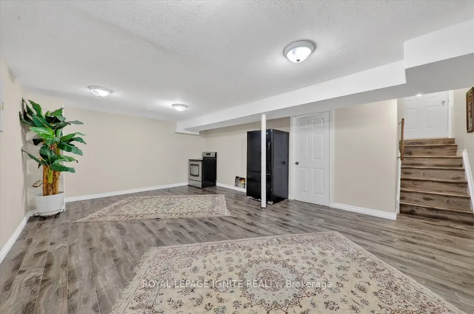 Photo 17 of 84 Chad Crescent, Scarborough, Malvern — HOMEH