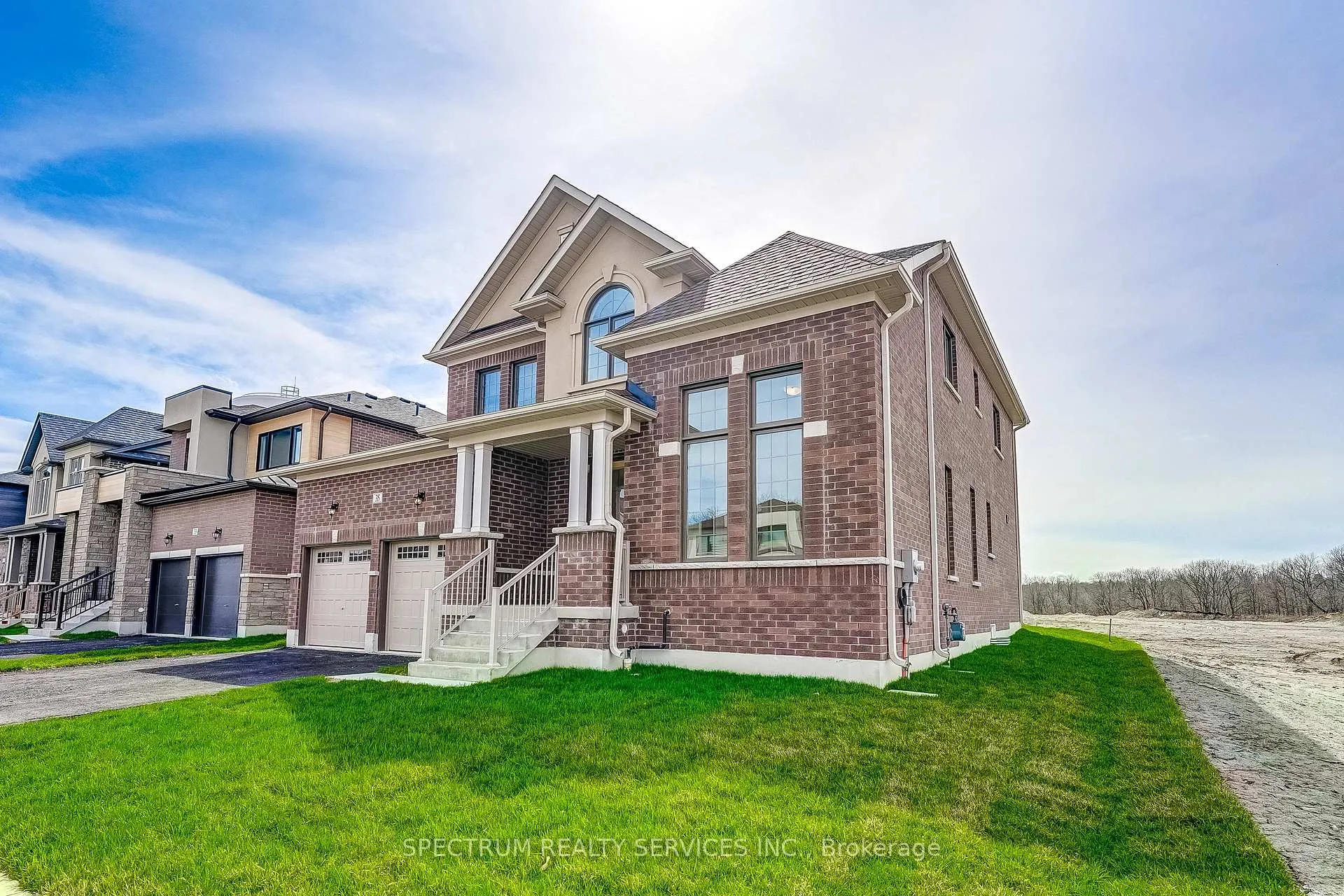 Photo 3 of 35 Dore Drive, Brantford — HOMEH