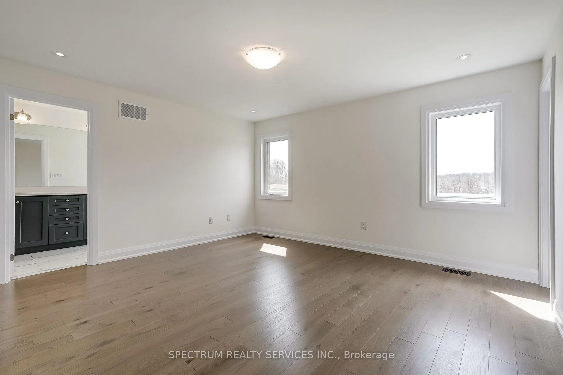 Photo 32 of 35 Dore Drive, Brantford — HOMEH
