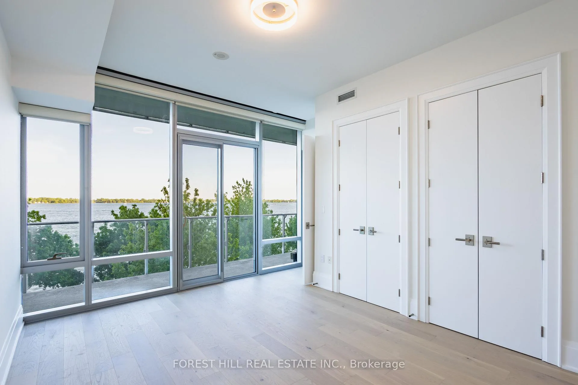 Photo 9 of Unit 313, 39 Queens Quay E, Toronto, Waterfront Communities — HOMEH