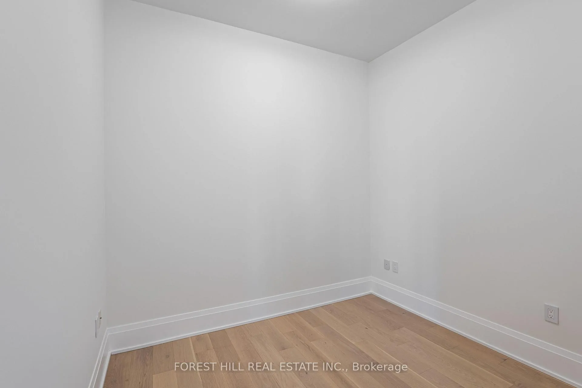 Photo 17 of Unit 313, 39 Queens Quay E, Toronto, Waterfront Communities — HOMEH