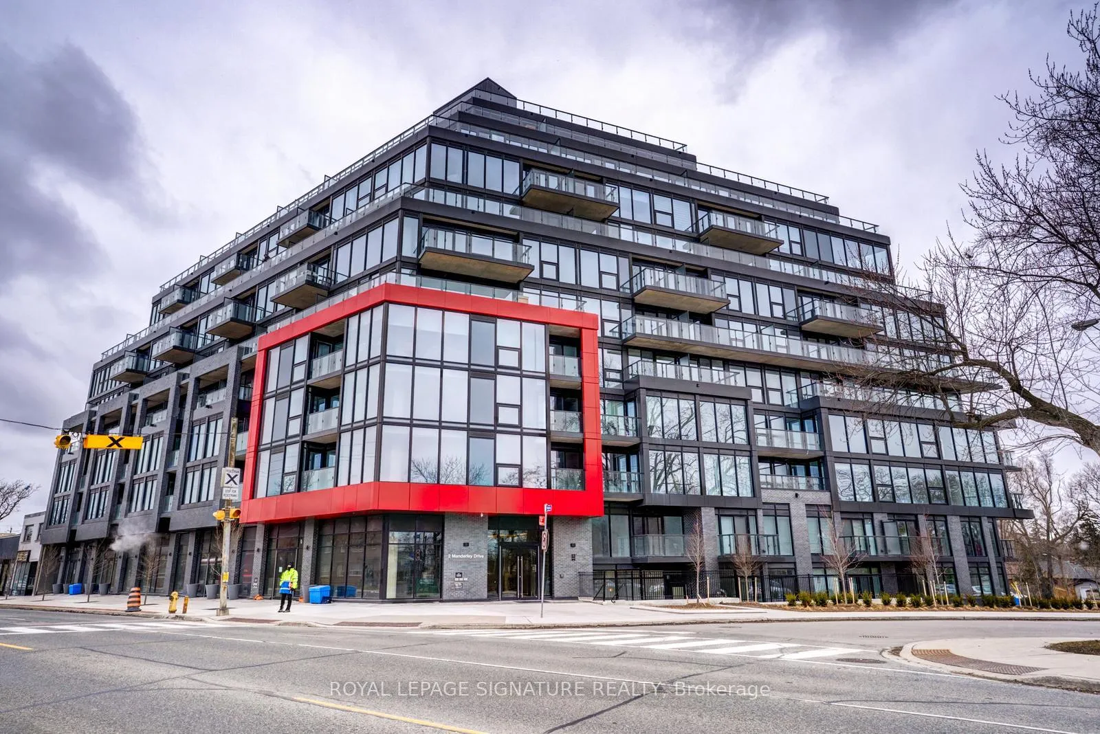 Front of Unit 814, 2 Manderley Drive