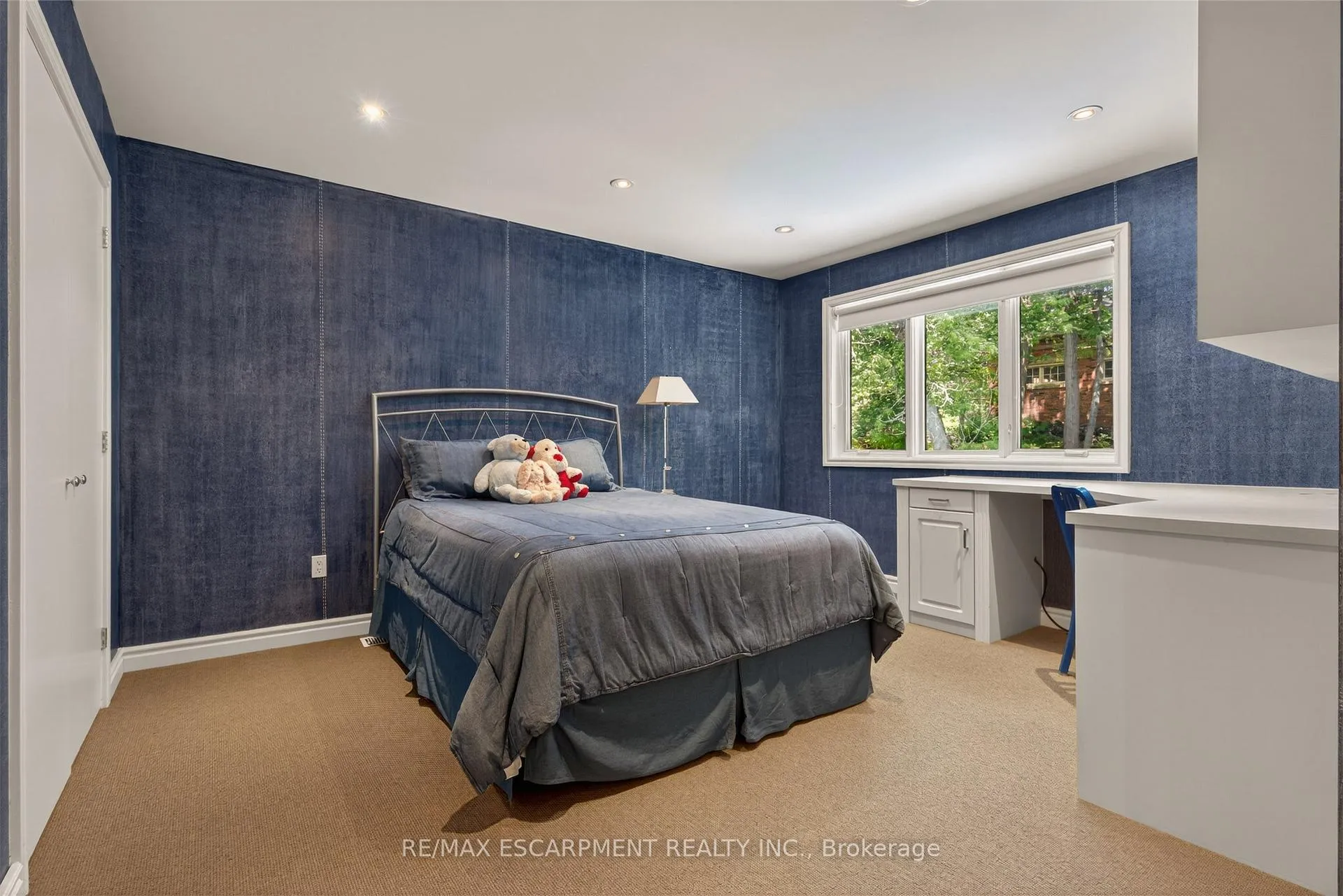 Photo 27 of 23 Lantern Lane, Hamilton, Dundas — HOMEH