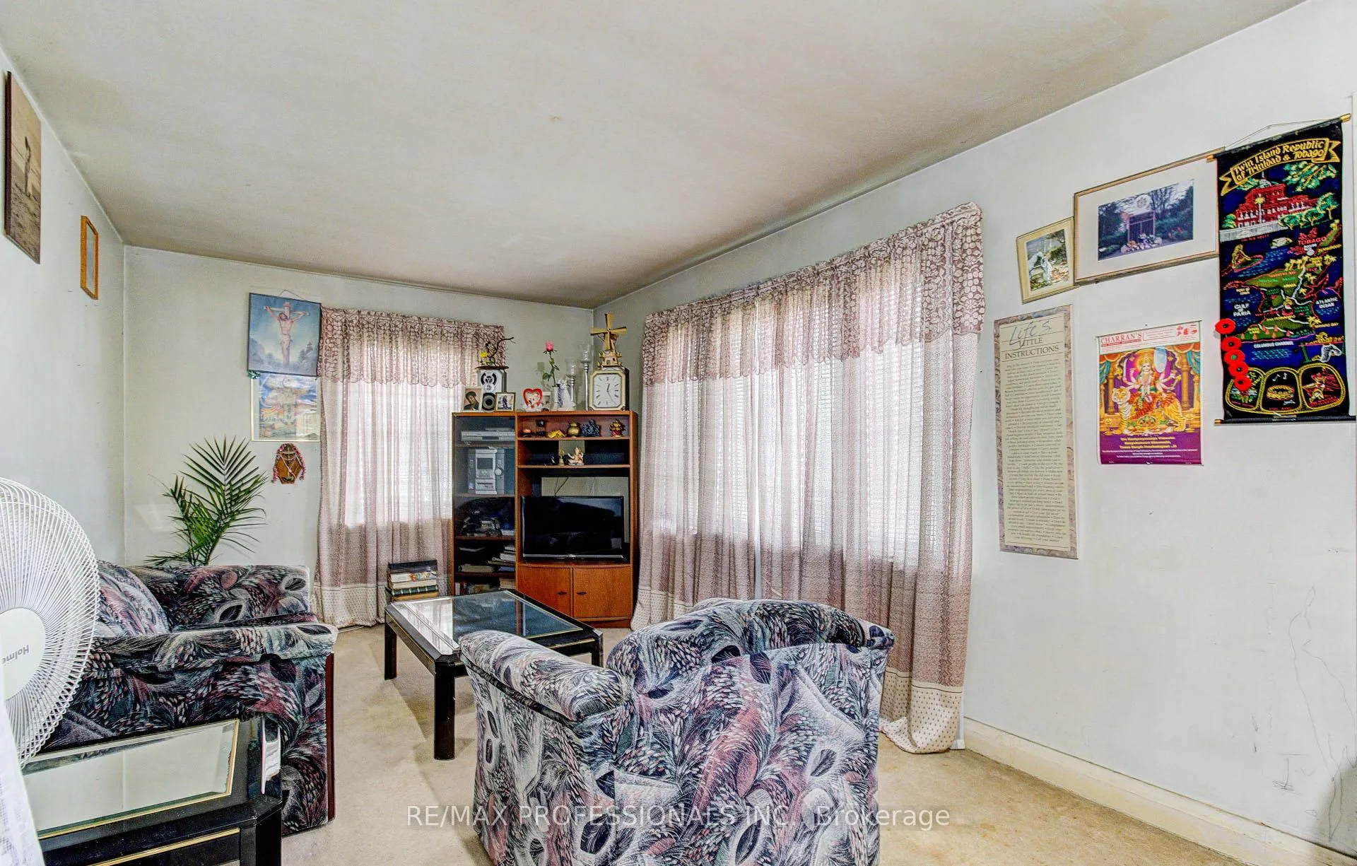 Photo 9 of 414 Melrose Street, Etobicoke, Mimico — HOMEH