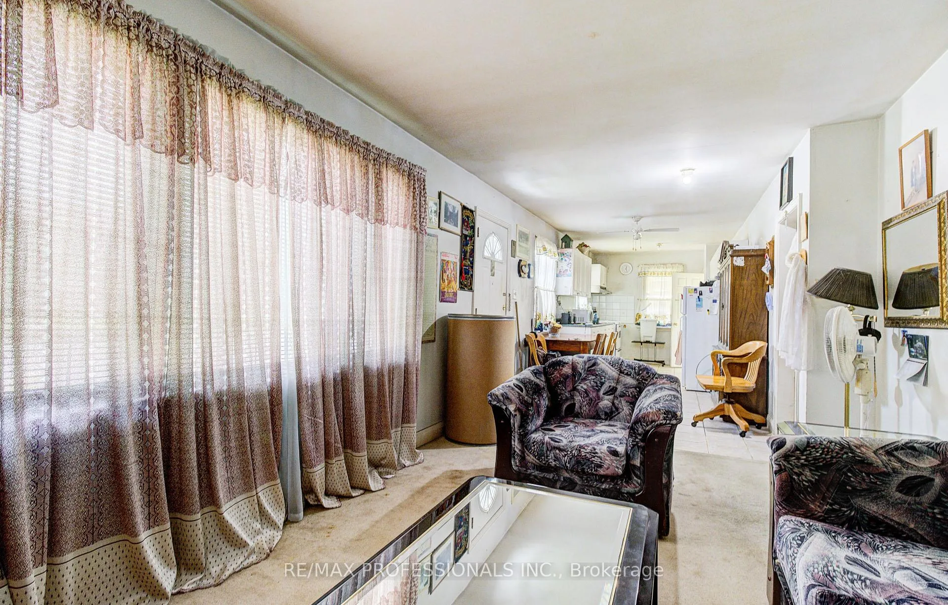 Photo 10 of 414 Melrose Street, Etobicoke, Mimico — HOMEH