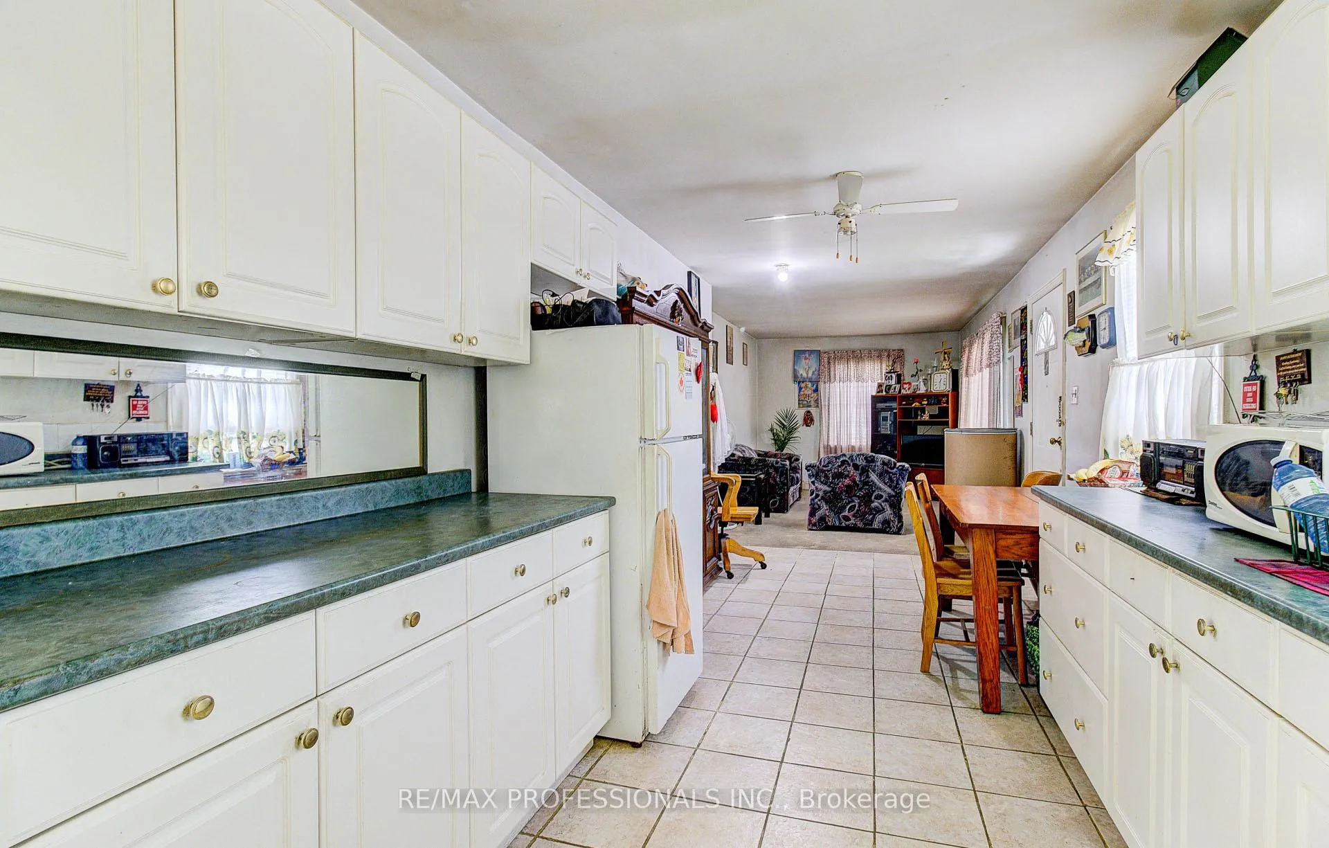 Photo 18 of 414 Melrose Street, Etobicoke, Mimico — HOMEH