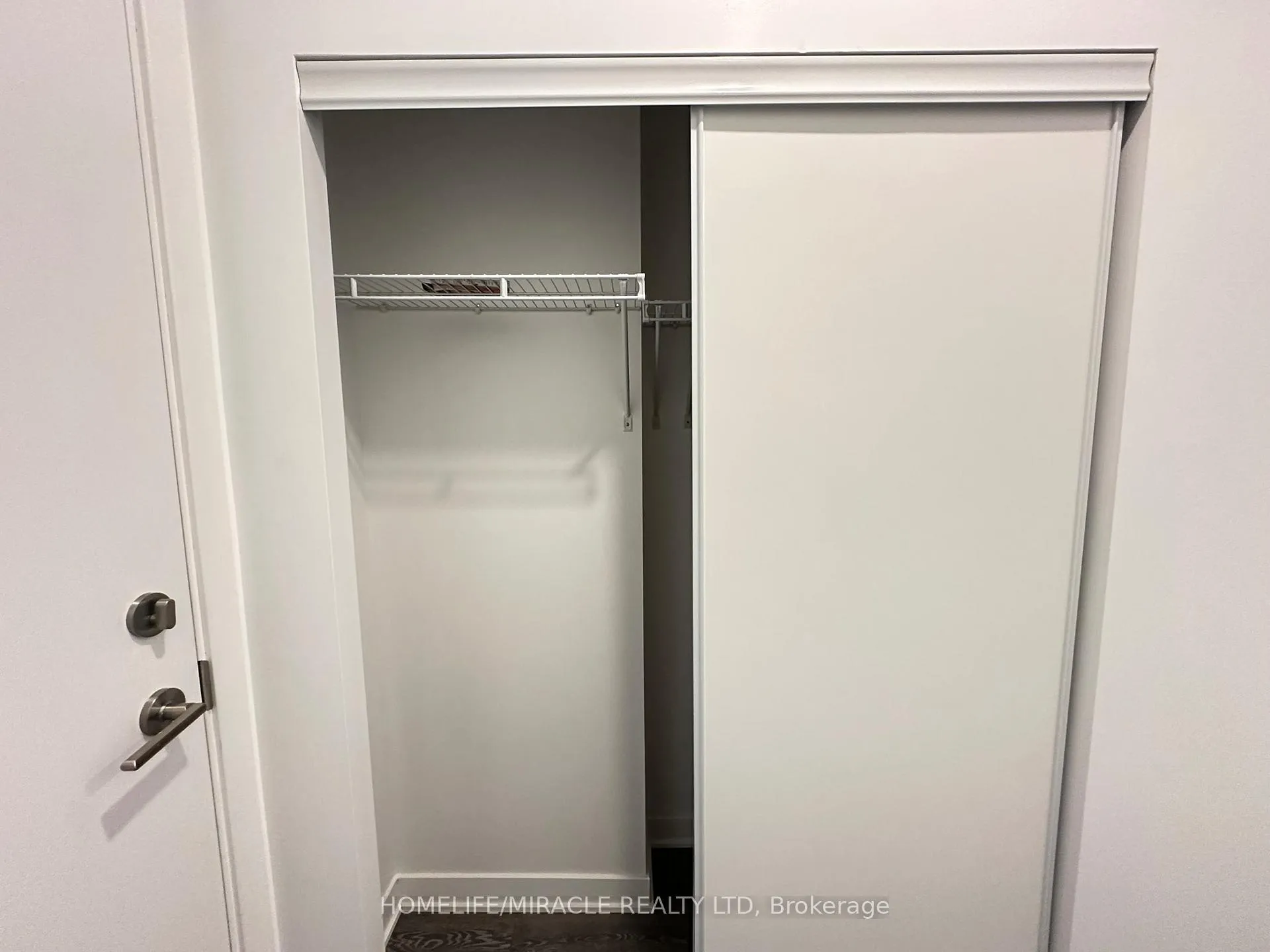 Photo 3 of Unit 1003, 10 Flavelle Trail, Vaughan, Steeles West Industrial — HOMEH
