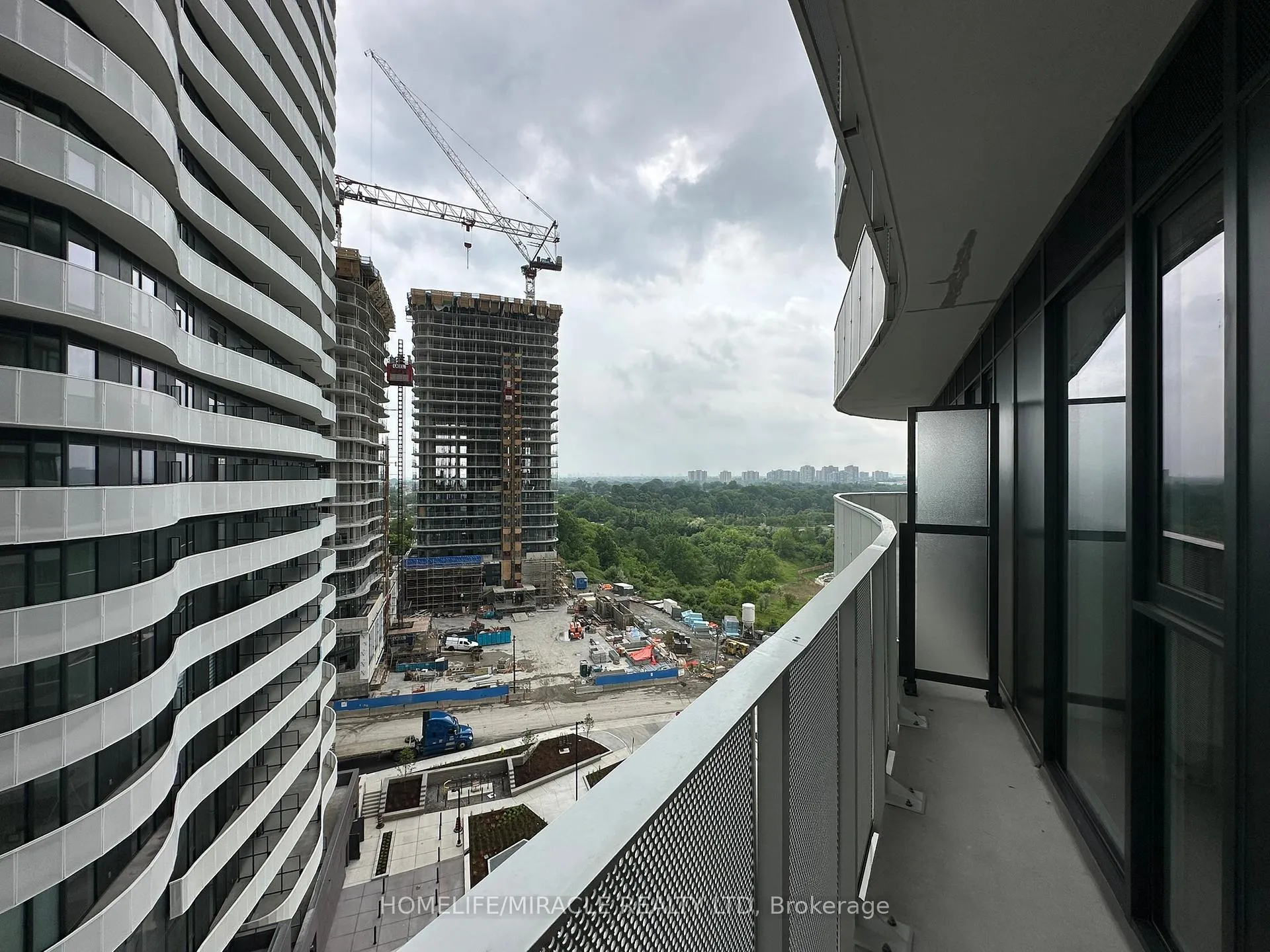 Photo 15 of Unit 1003, 10 Flavelle Trail, Vaughan, Steeles West Industrial — HOMEH