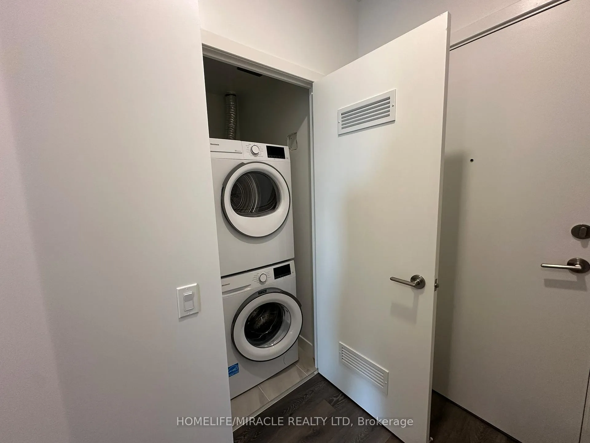 Photo 24 of Unit 1003, 10 Flavelle Trail, Vaughan, Steeles West Industrial — HOMEH