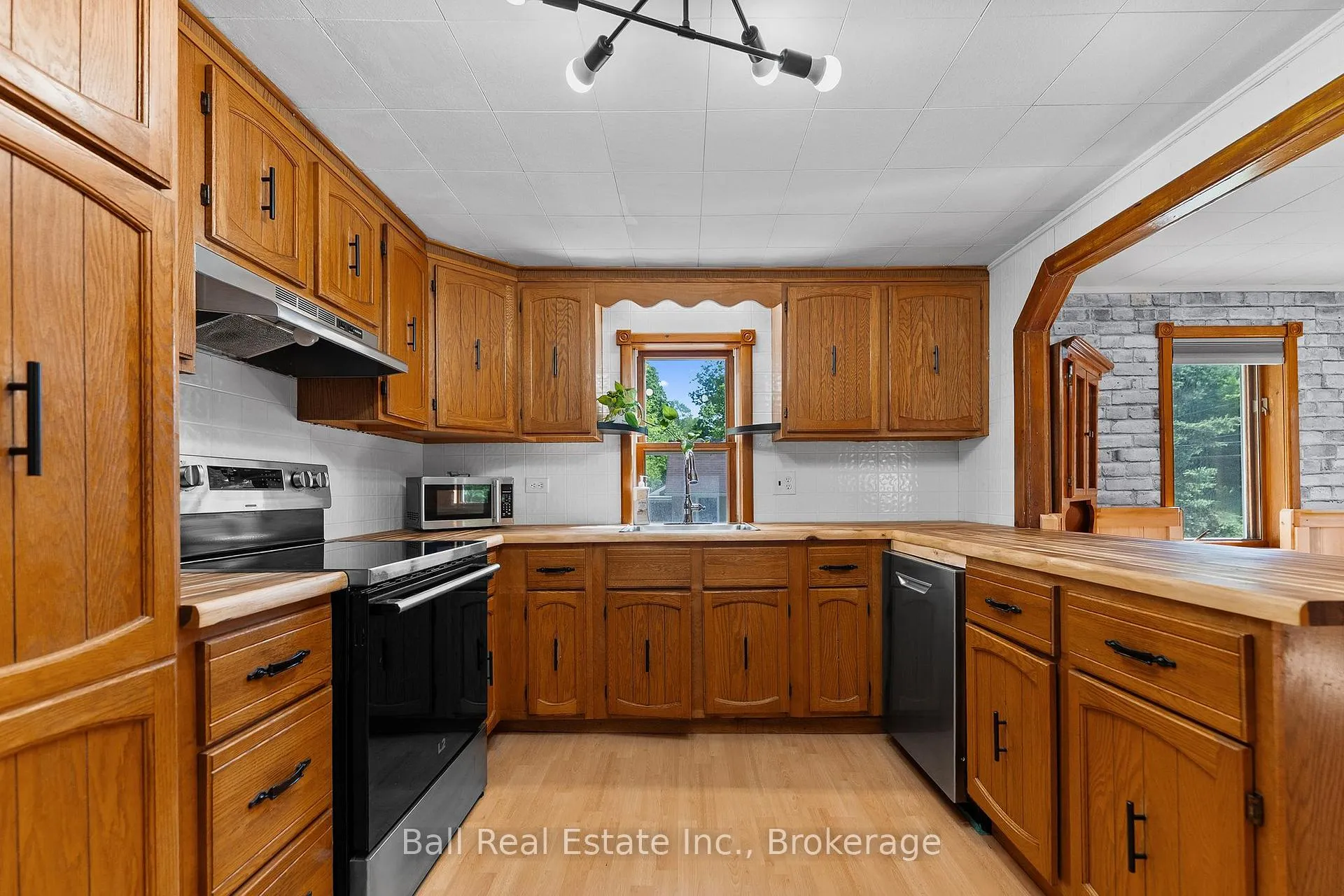 Photo 11 of 192 Monck Street, Bancroft, Bancroft Ward — HOMEH