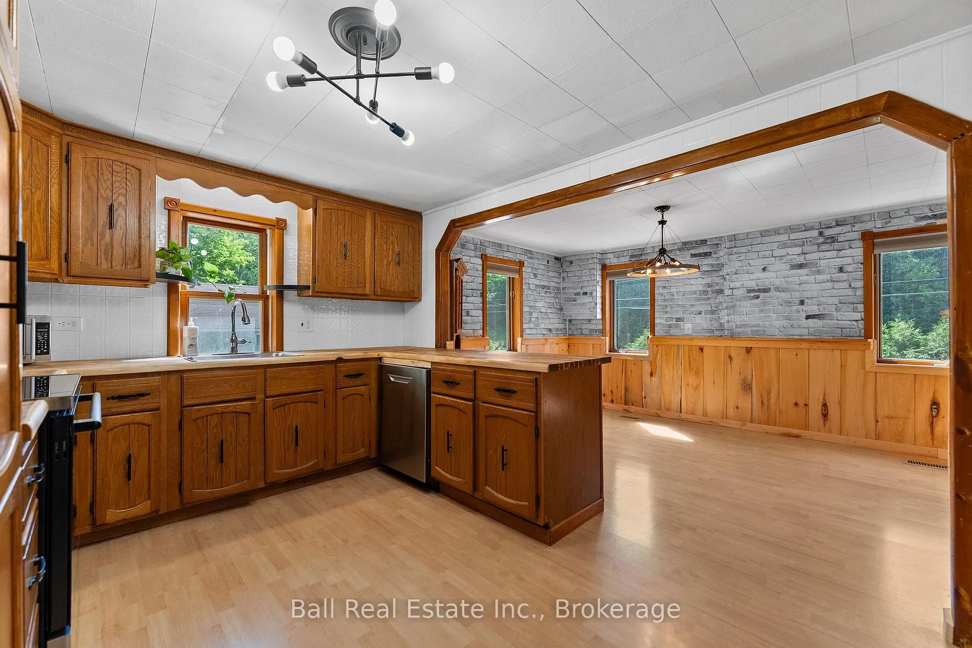 Photo 12 of 192 Monck Street, Bancroft, Bancroft Ward — HOMEH