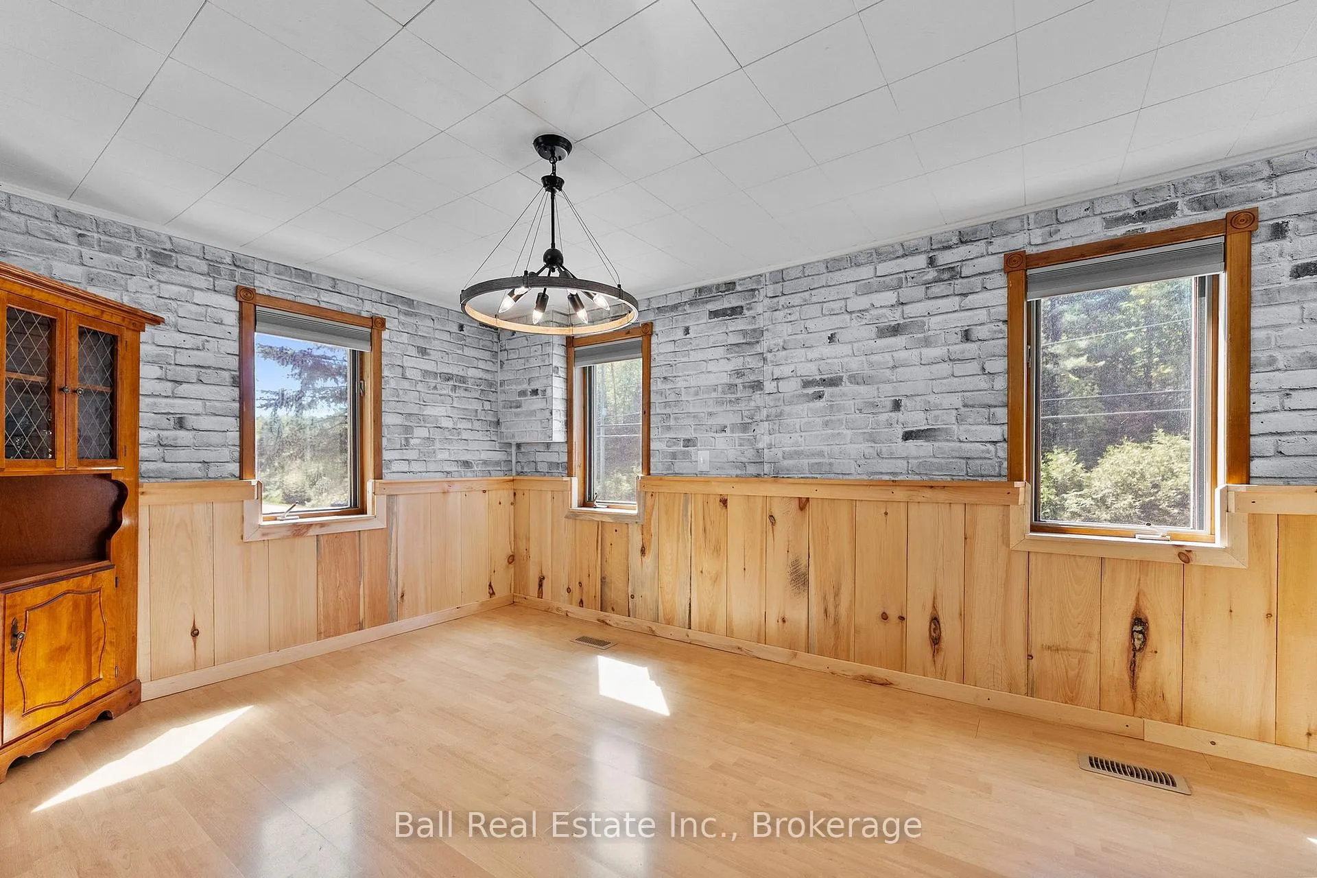 Photo 21 of 192 Monck Street, Bancroft, Bancroft Ward — HOMEH