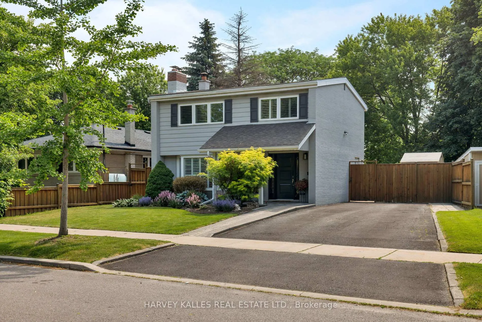 Photo 1 of 45 Ashfield Drive, Etobicoke, Eringate-Centennial-West Deane — HOMEH