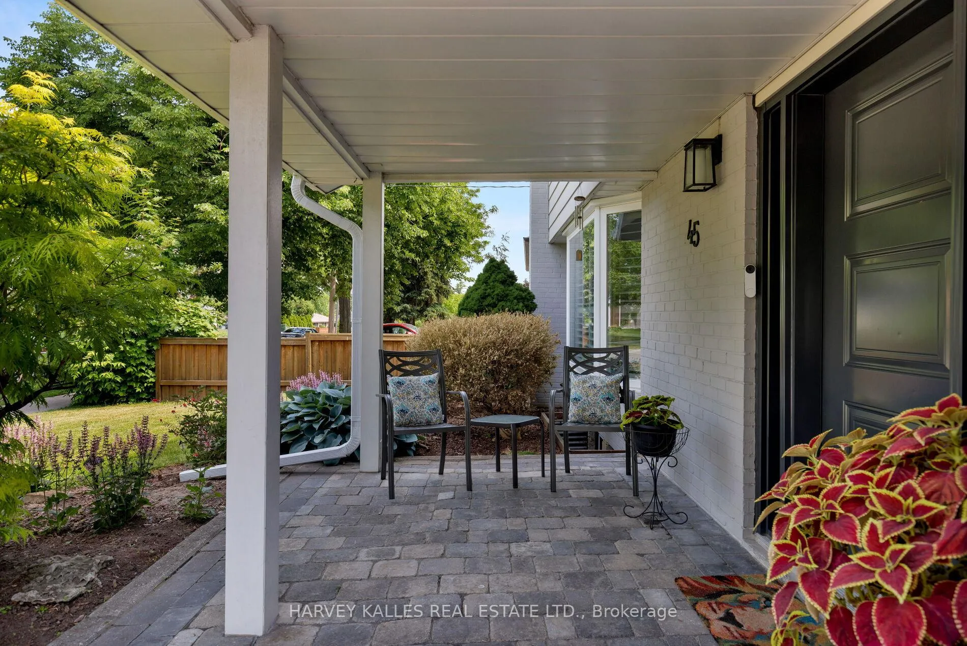 Photo 5 of 45 Ashfield Drive, Etobicoke, Eringate-Centennial-West Deane — HOMEH