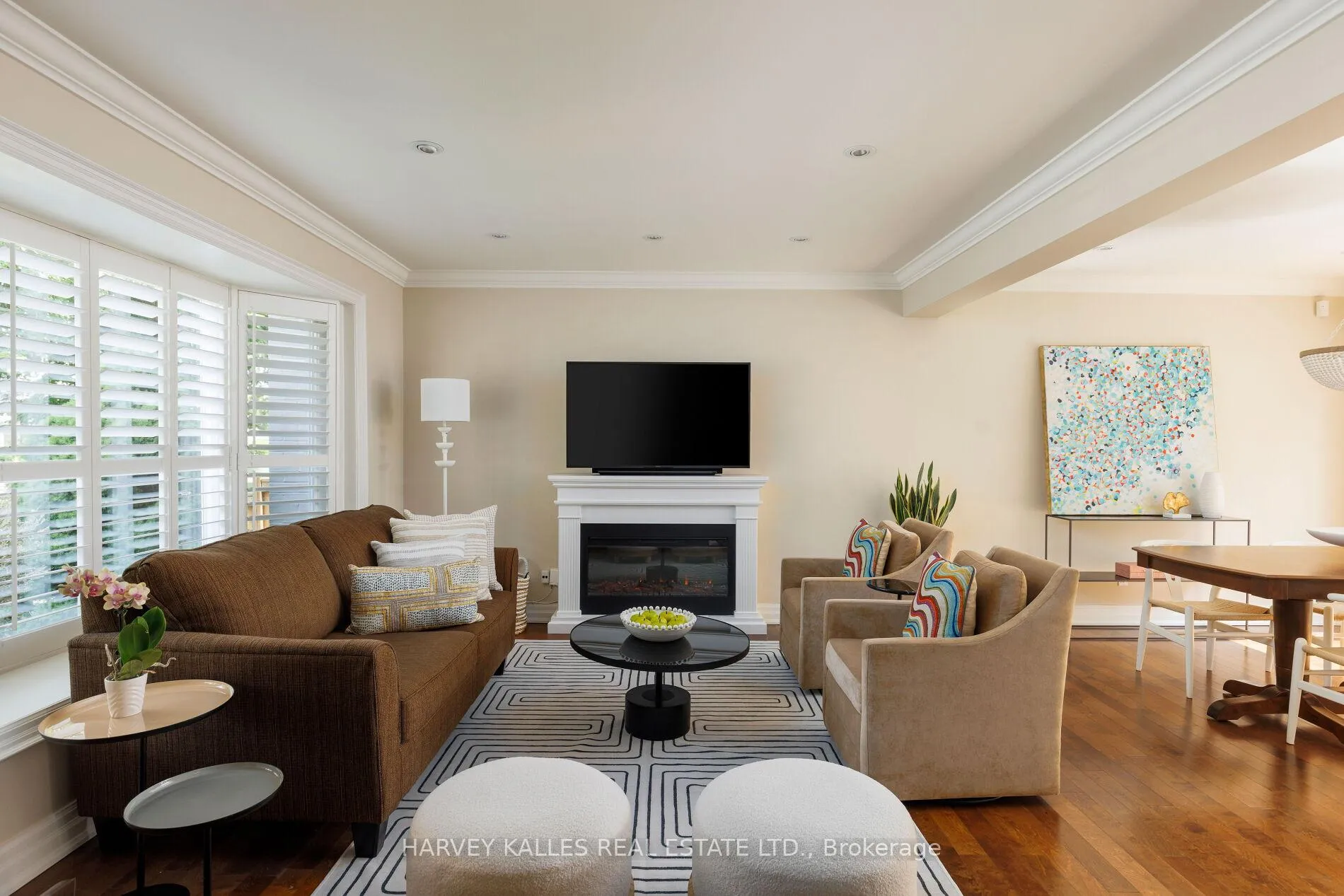 Photo 8 of 45 Ashfield Drive, Etobicoke, Eringate-Centennial-West Deane — HOMEH
