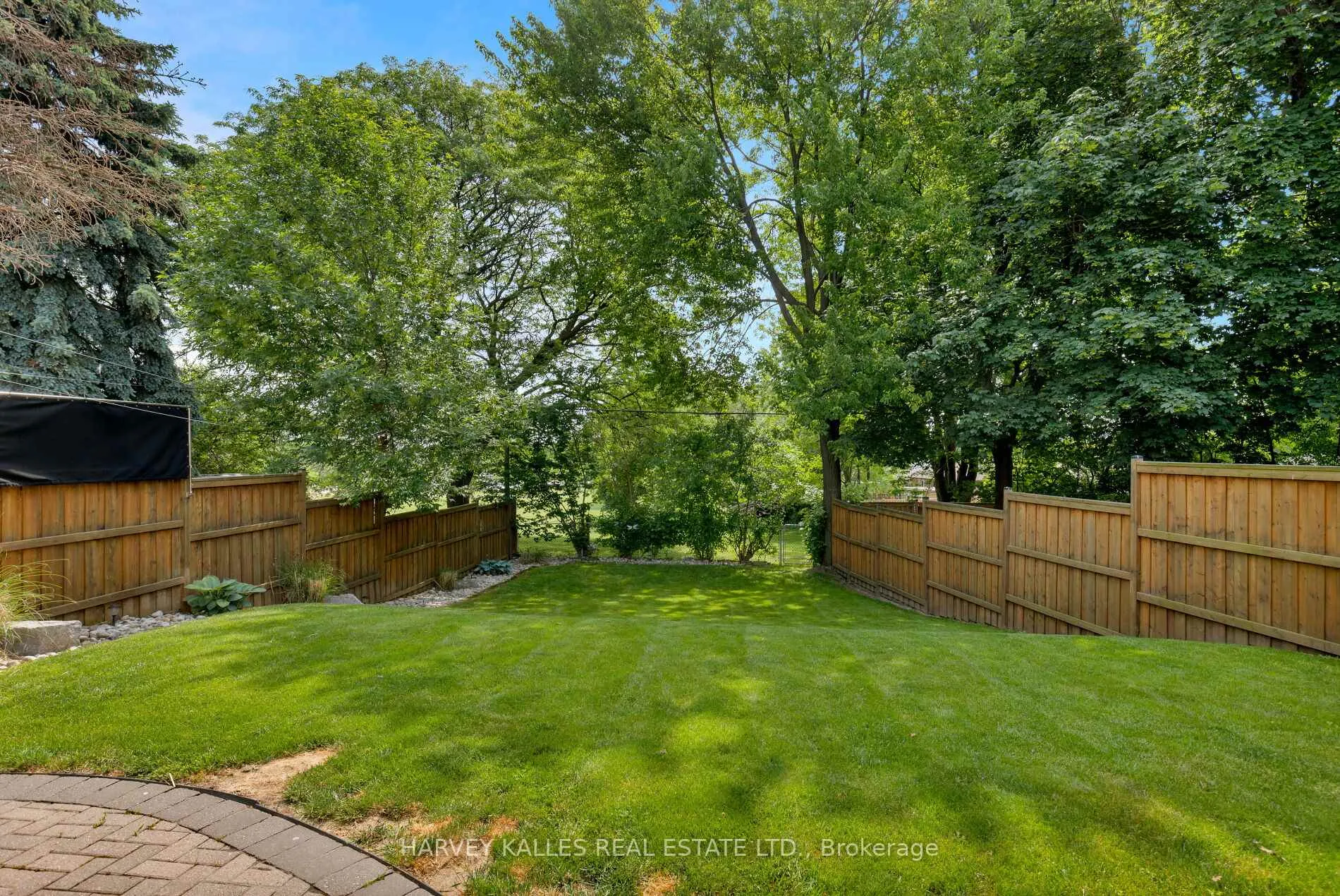 Photo 19 of 45 Ashfield Drive, Etobicoke, Eringate-Centennial-West Deane — HOMEH